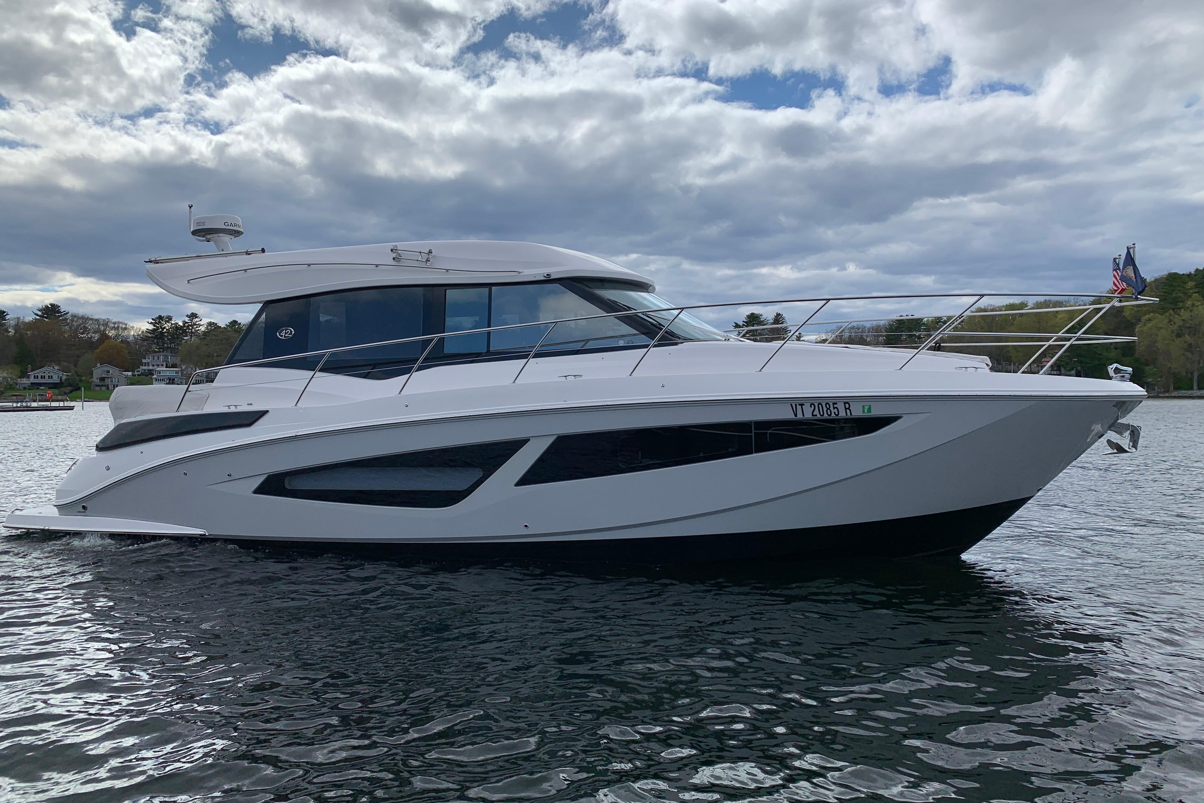 2019 Regal 42 Grande Coupe