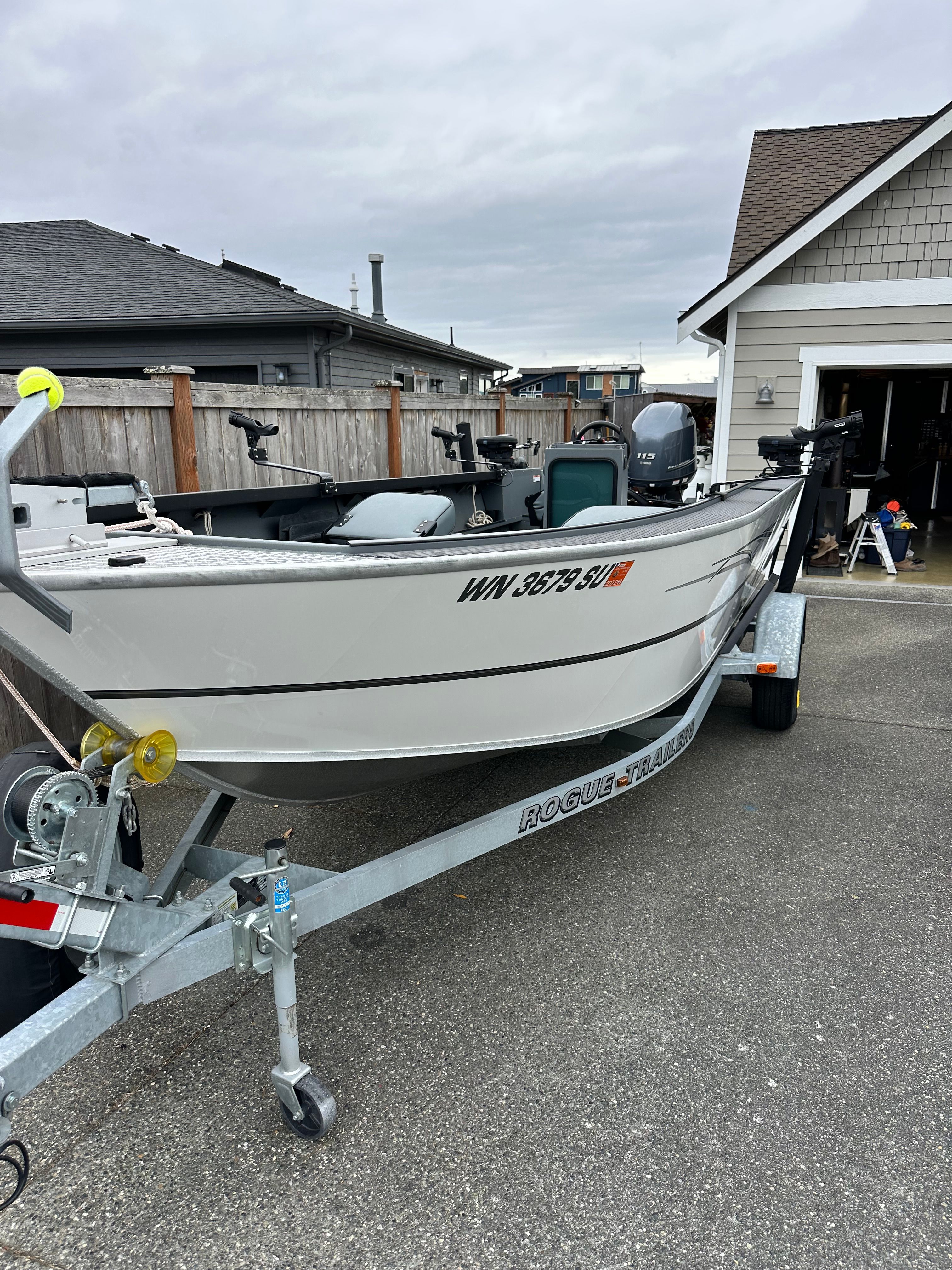 2020 Alumaweld Adventurer 20 - 15