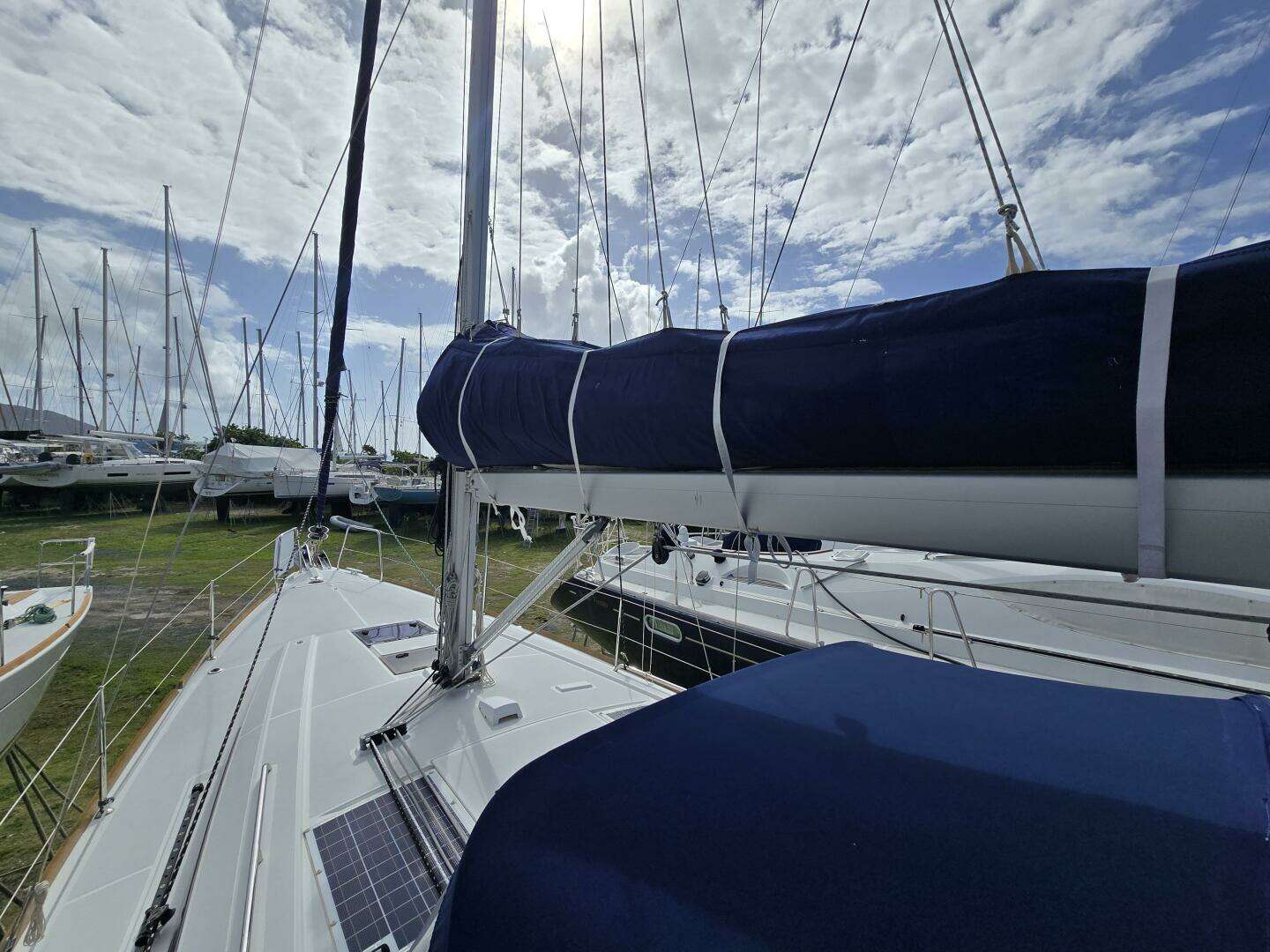 2018 Beneteau 38.1 - Image 9