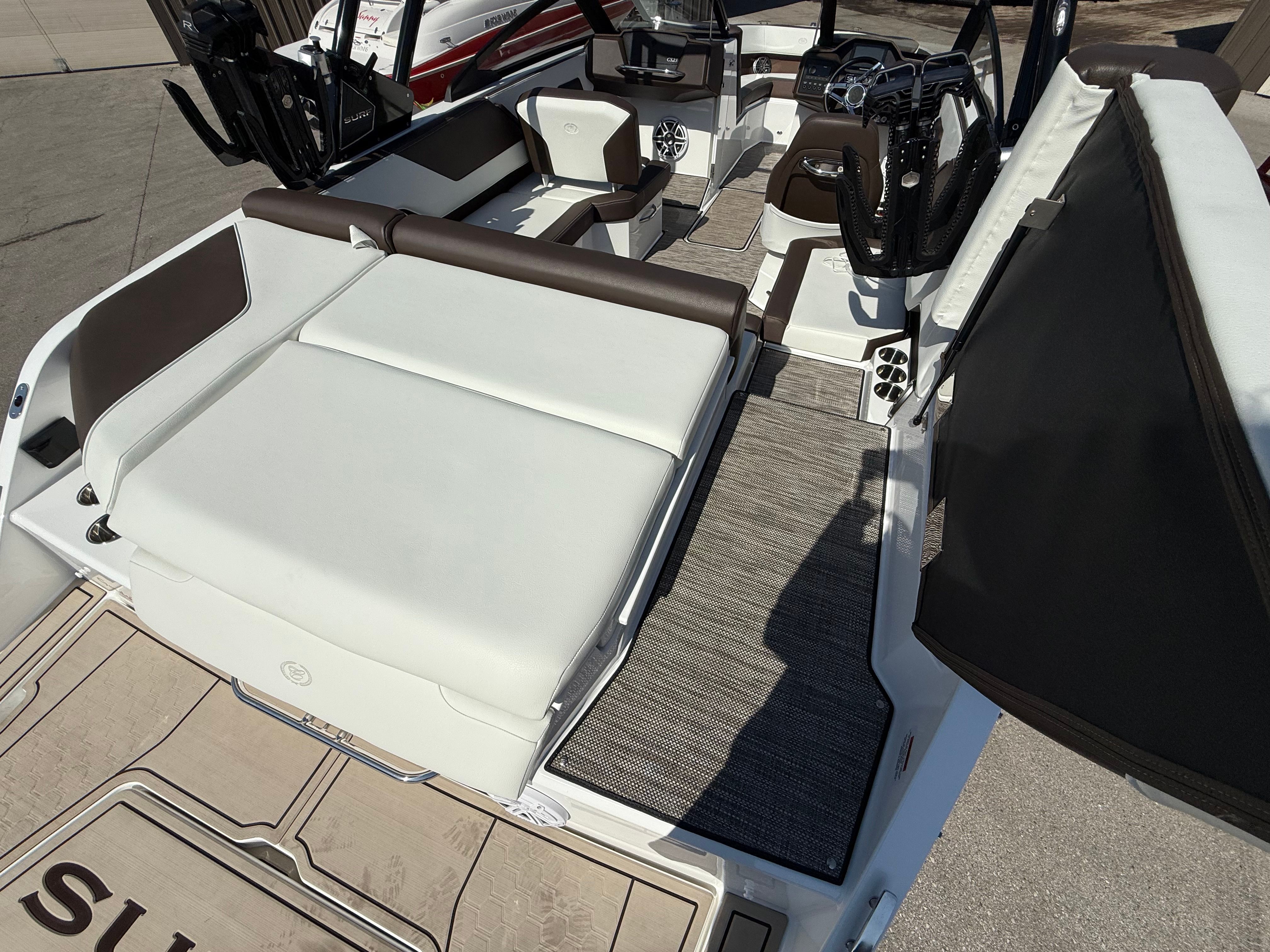 2025 Cobalt CS23 Surf - 15