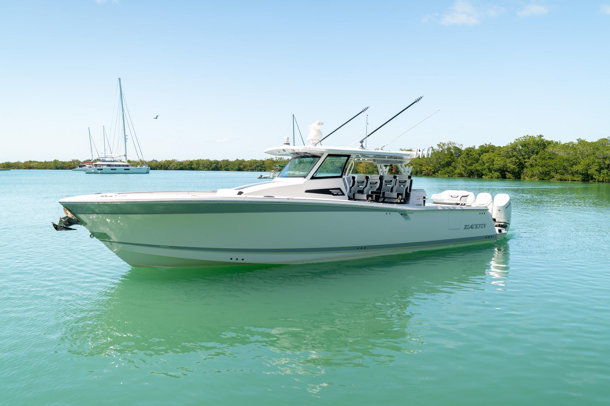 2024 Blackfin 400 CC - 2