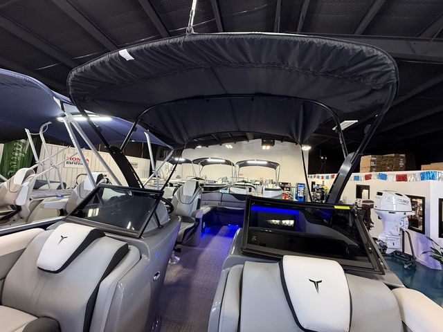 2026 Tahoe LTZ - 23 FT Elite Windshield - 5
