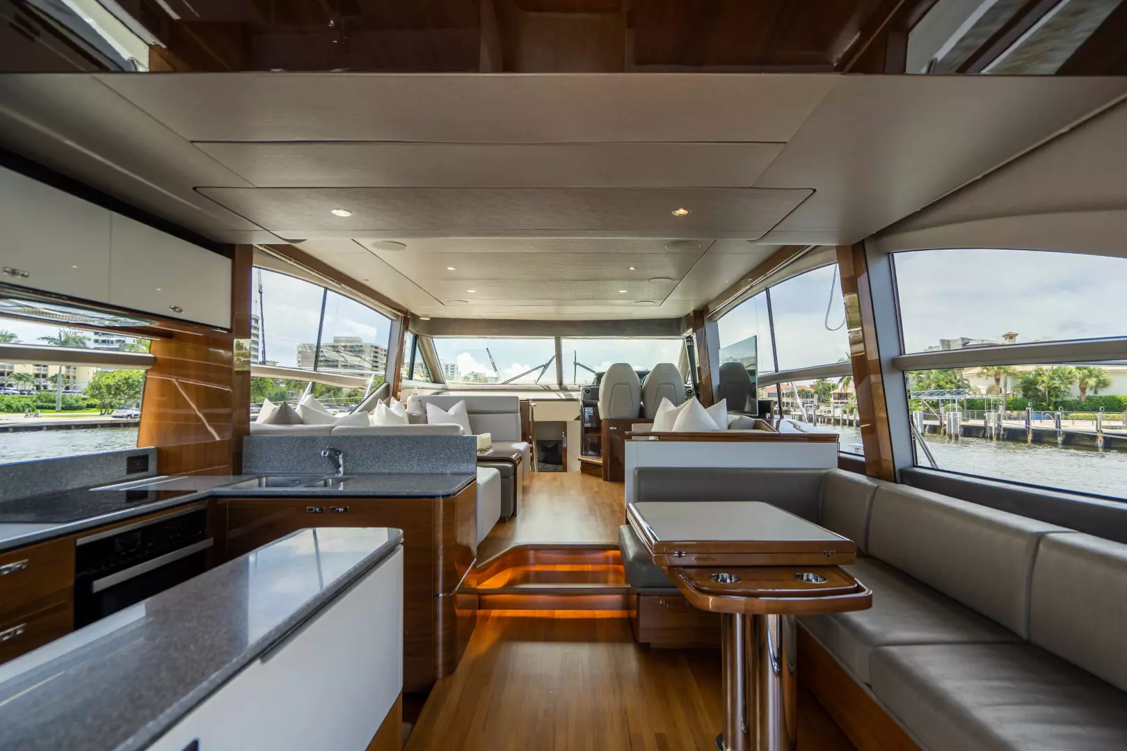 2018 Princess F62 - Image 56