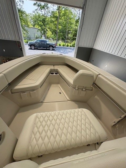 Interior view of a 2020 Jupiter 26 FS Center Console boat.