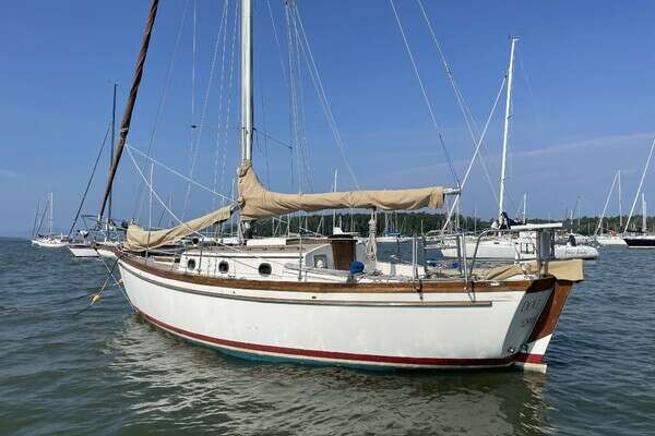 1979 Shannon 28 Cutter