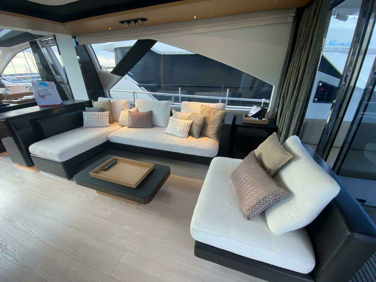 2016 Azimut 77S - Image 21
