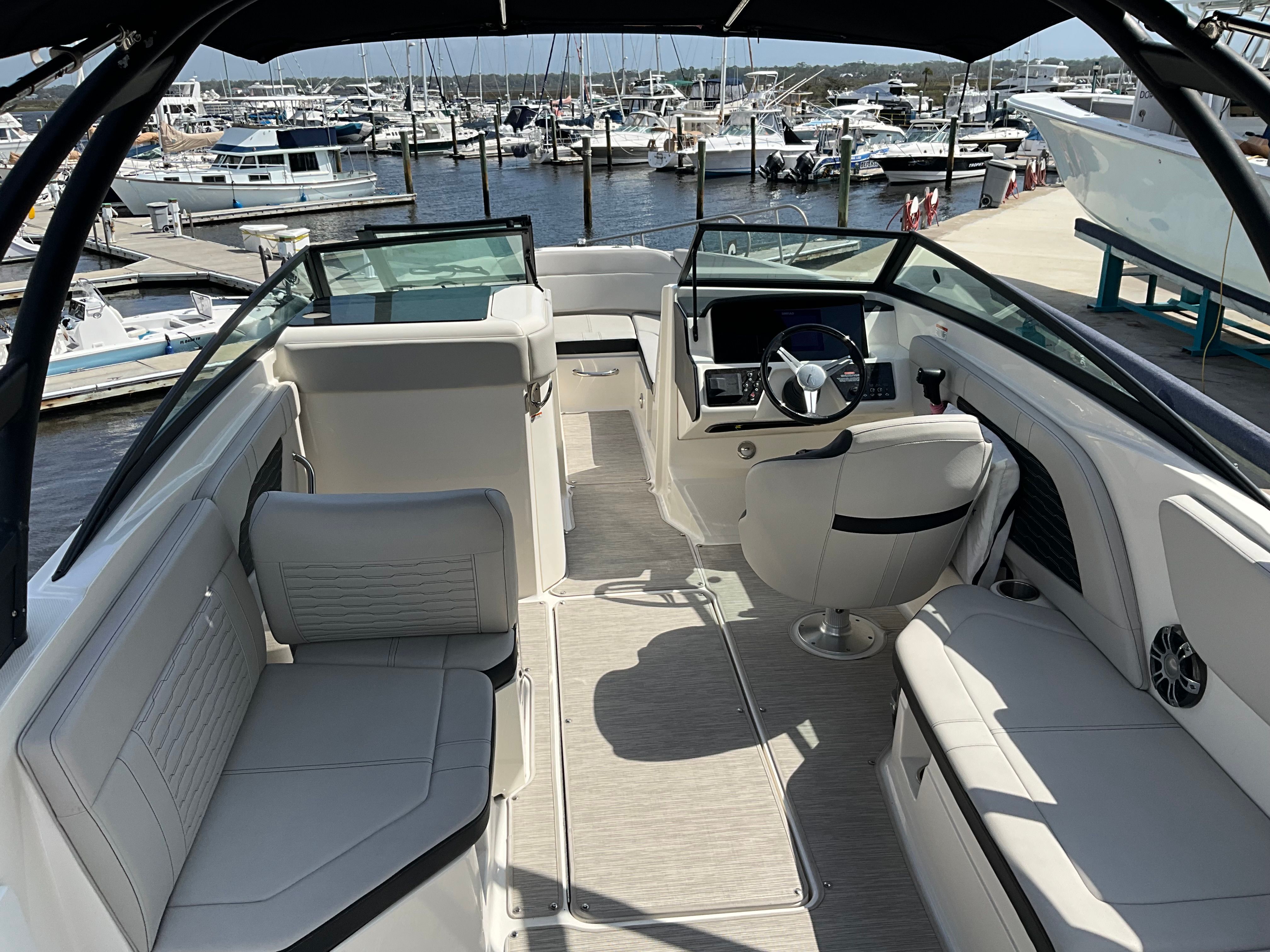 2021 Sea Ray 23 SPX - 24