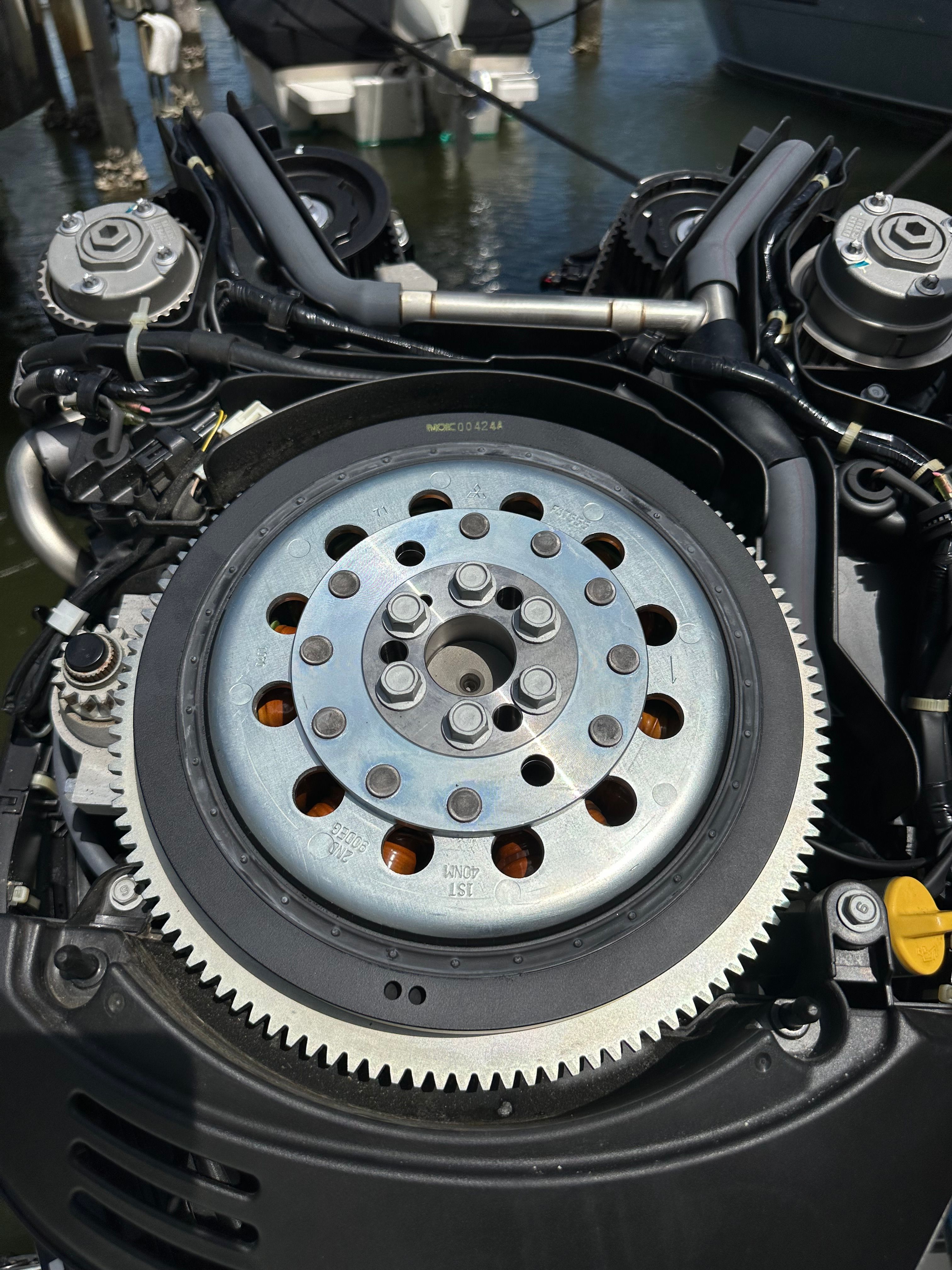 2009 Everglades 365 Center Console - 36