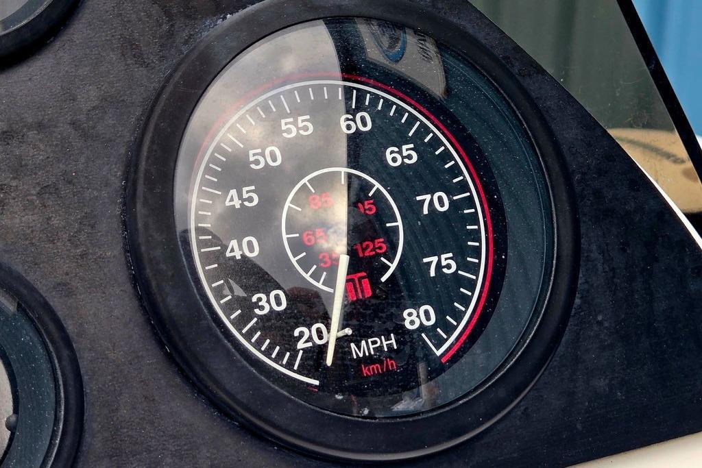 Speedometer of a 1996 Champion 181 SX boat, displaying speed in MPH and km/h.