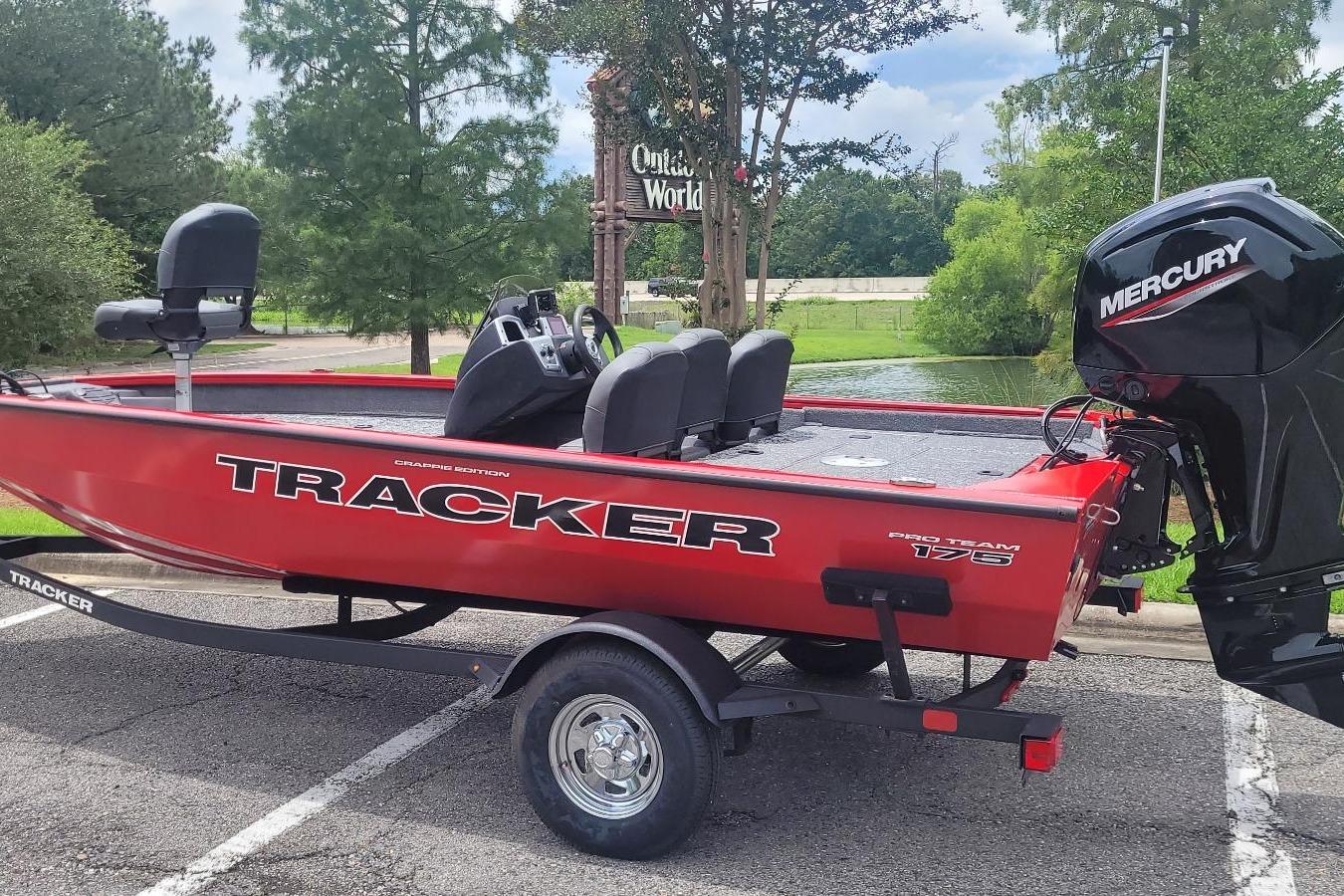 2026 Tracker Pro Team 175 Crappie Edition