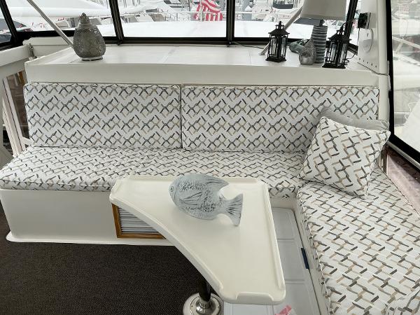 Novatec Islander 55 yacht interior with patterned seating and decorative elements, 2000 model.