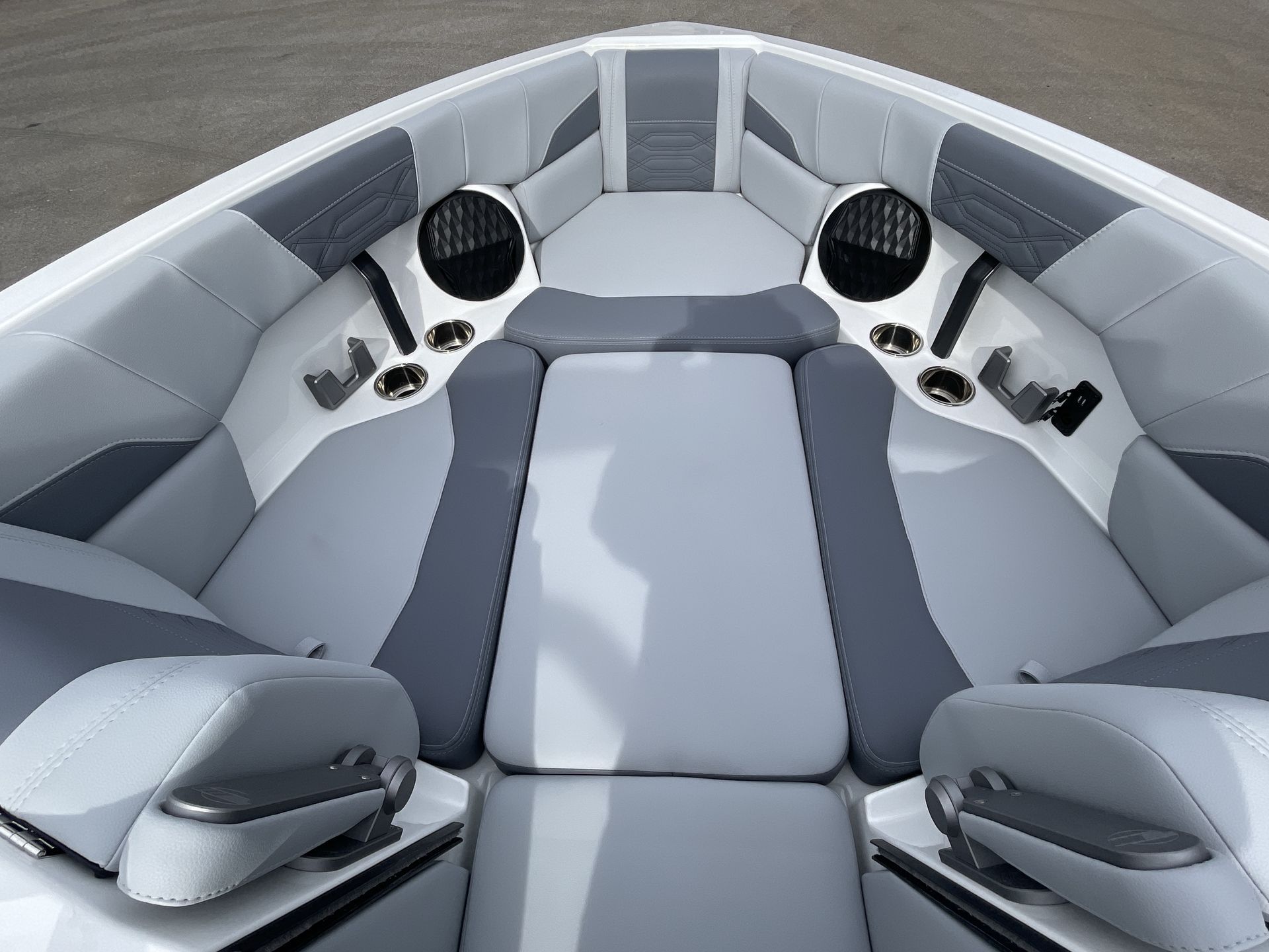 2023 Malibu Wakesetter 25 LSV - 7