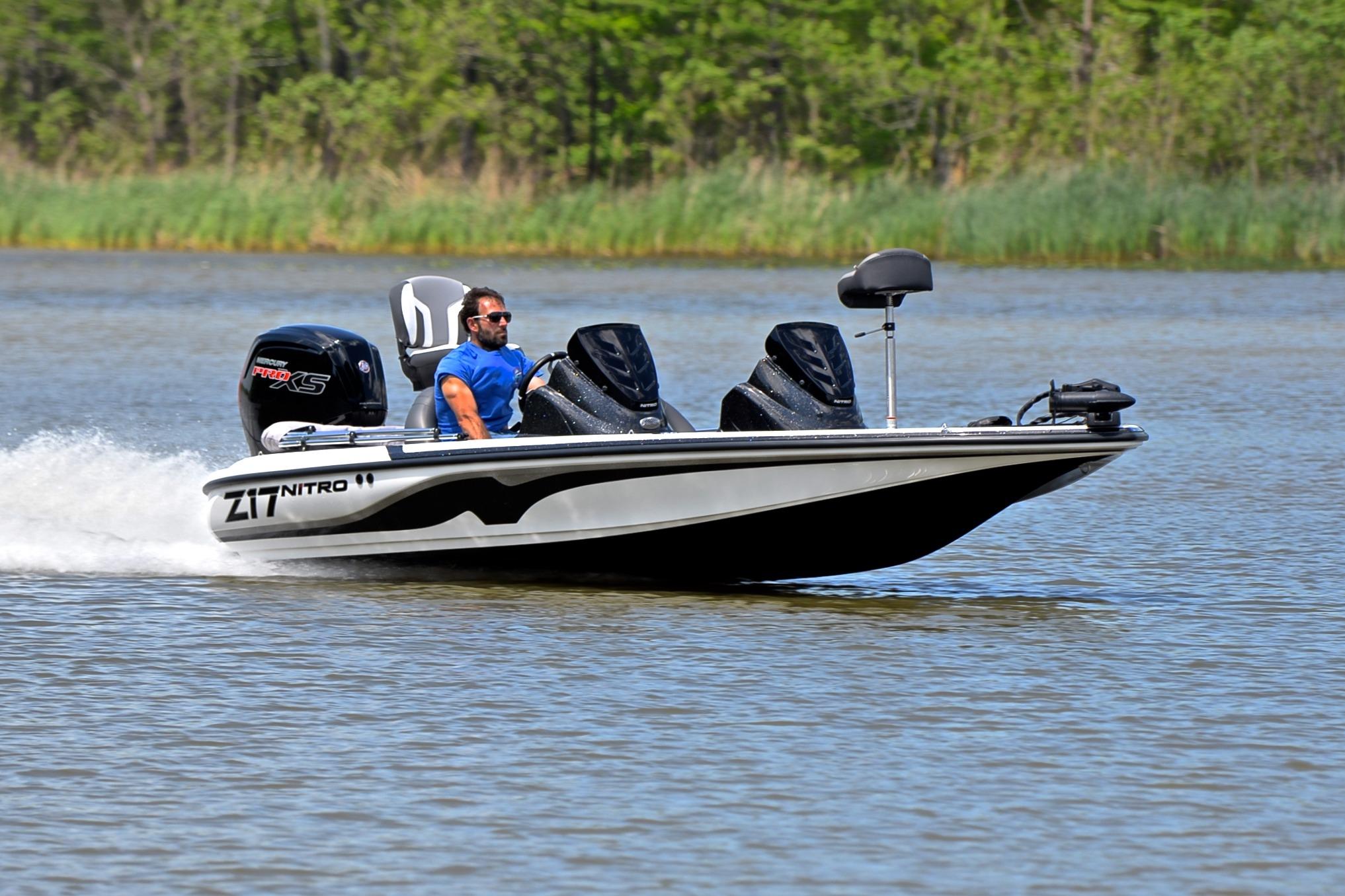 2025 Nitro Z17