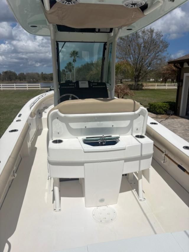 2022 Everglades 253 Center Console - 13