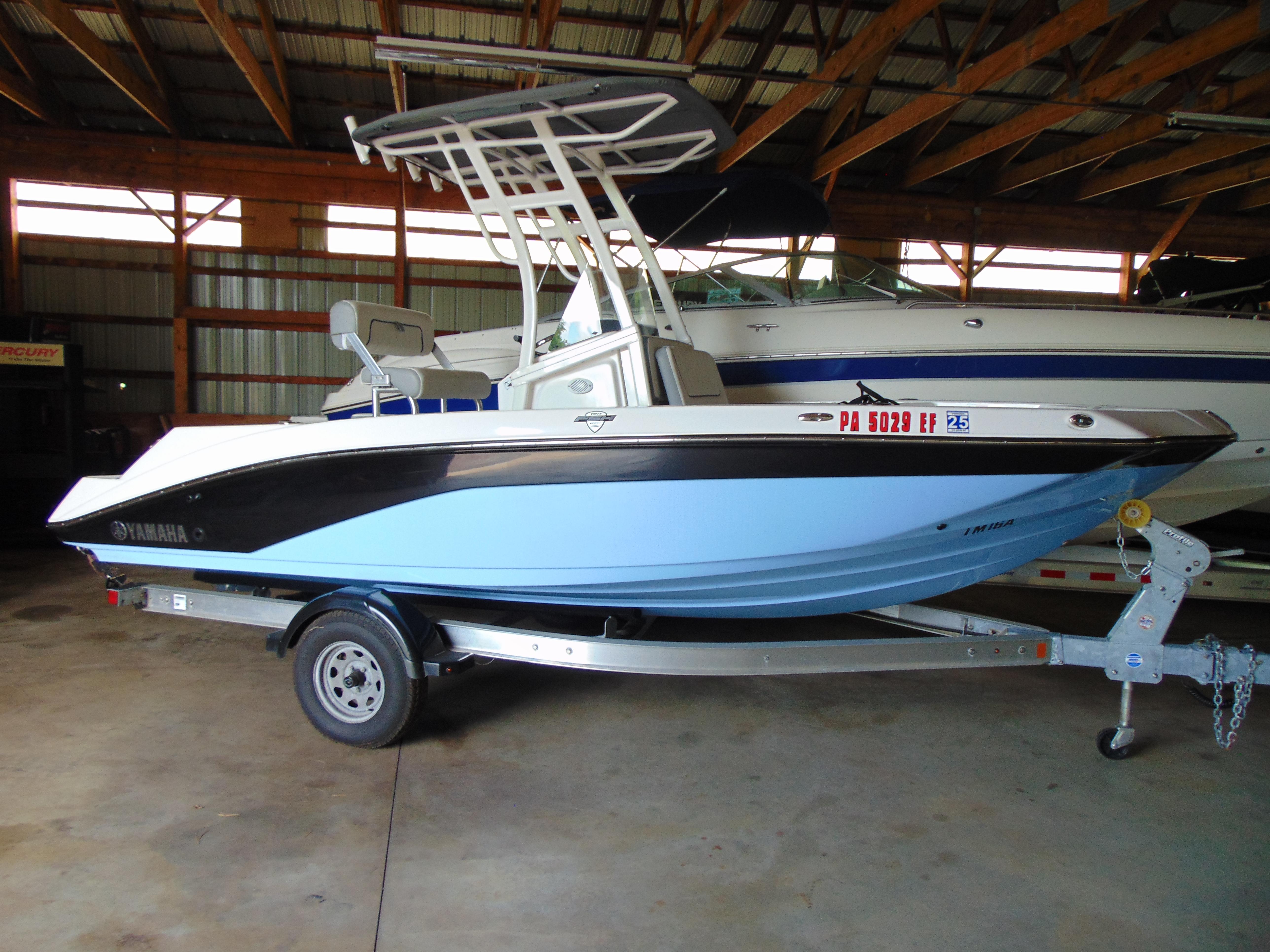 2024 Yamaha Boats 190 FSH Sport