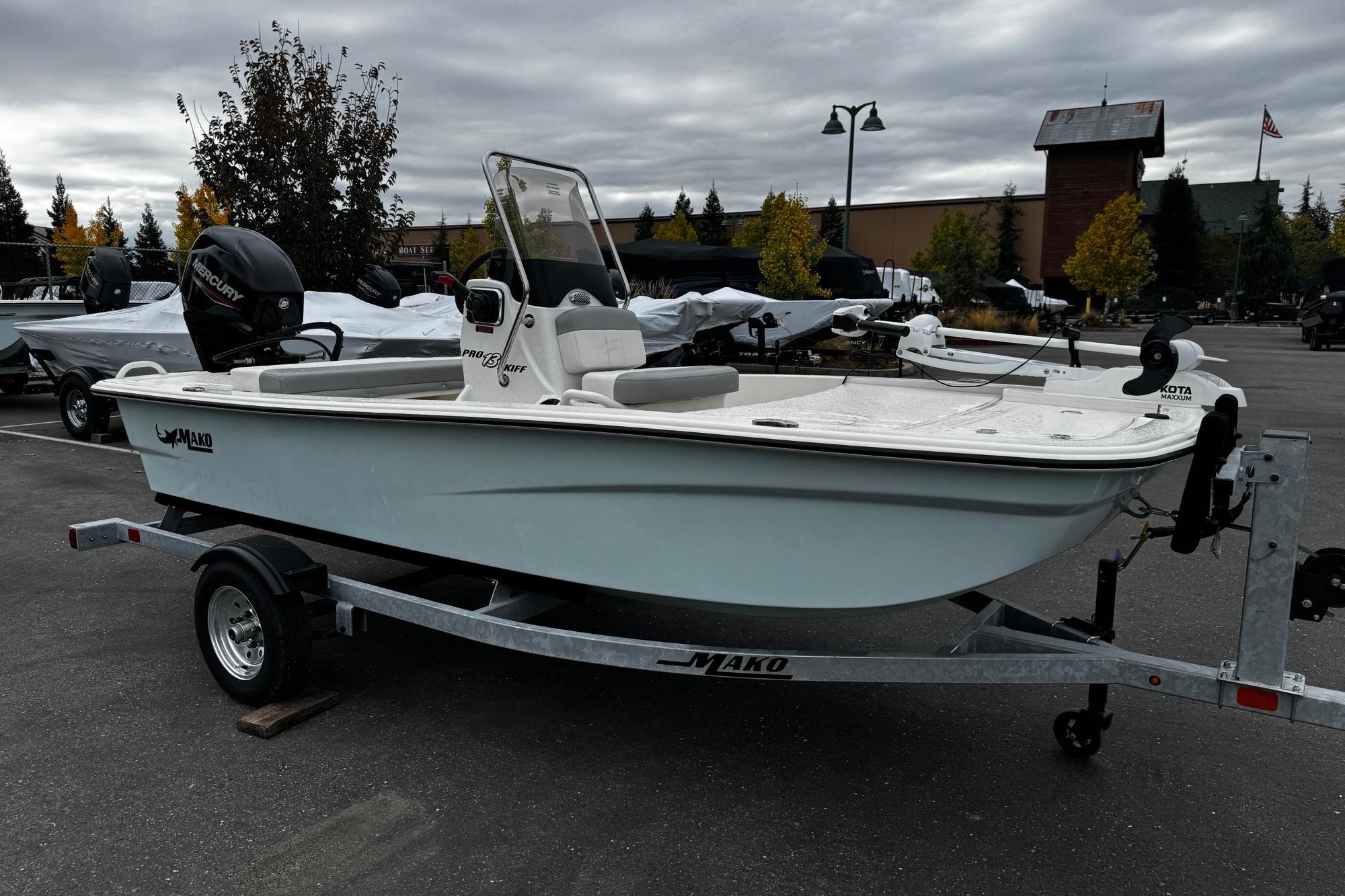 2026 Mako Pro Skiff 13 CC