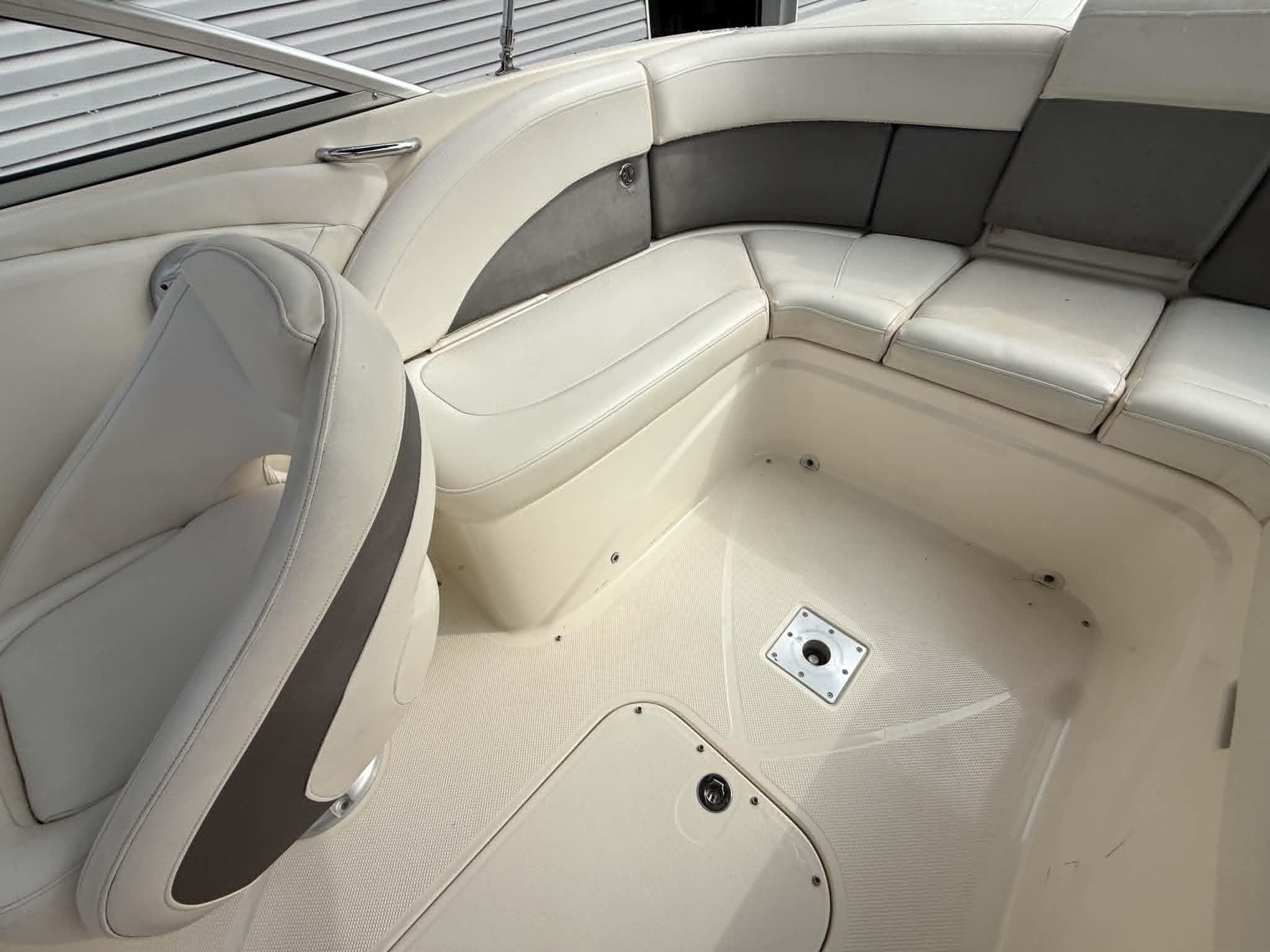 2009 Bayliner 225 Br - 10