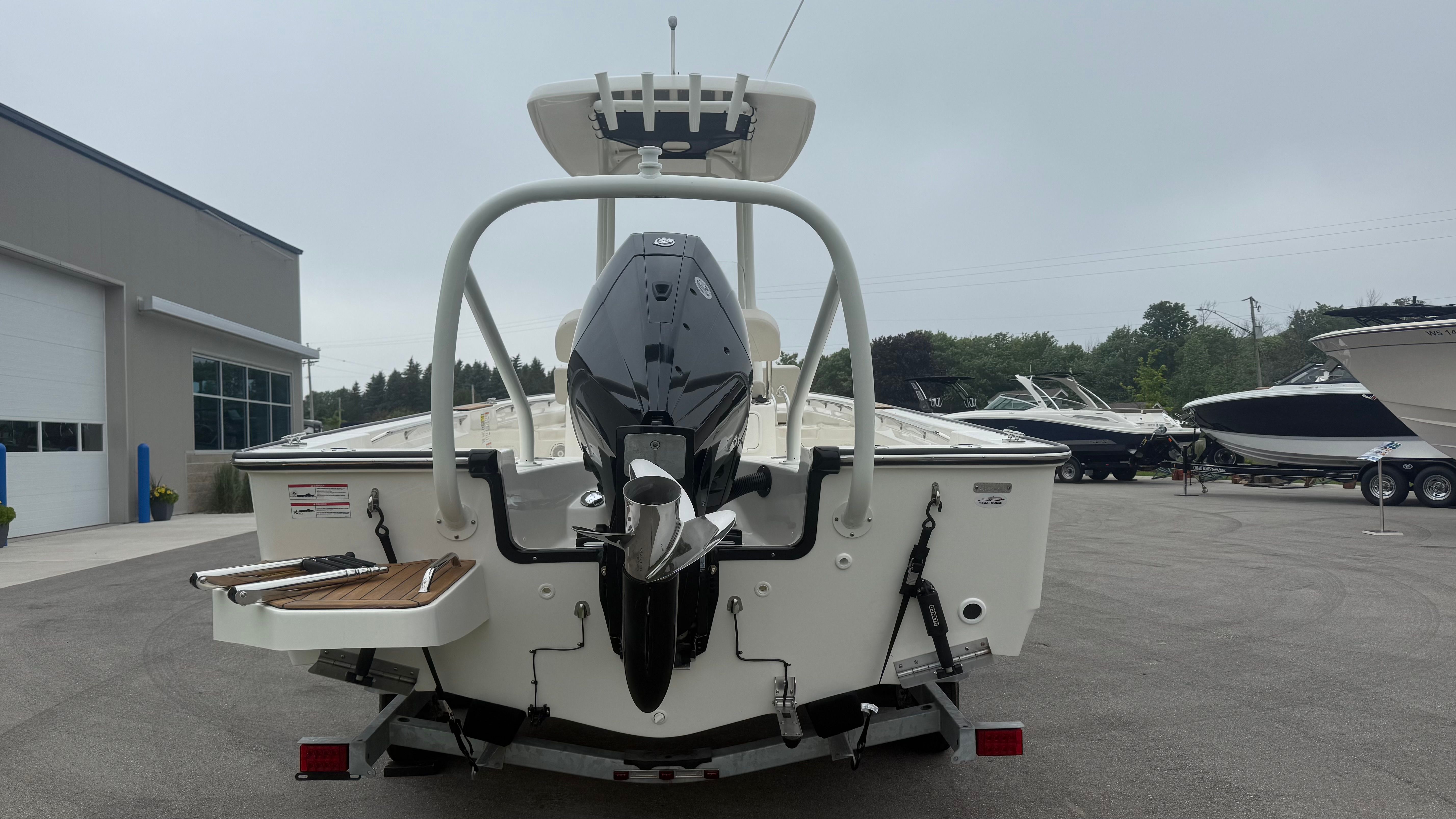 2026 Boston Whaler 210 Montauk - 3