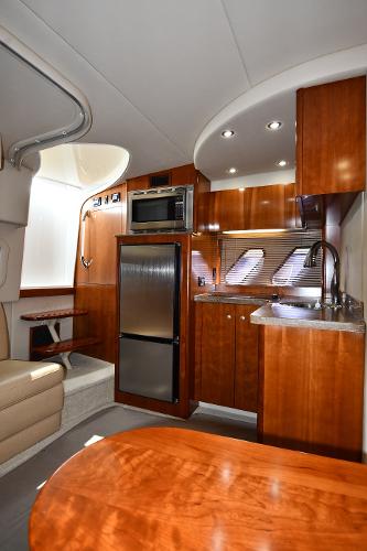 2010 Cruisers Yachts 390 Sports Coupe - 51
