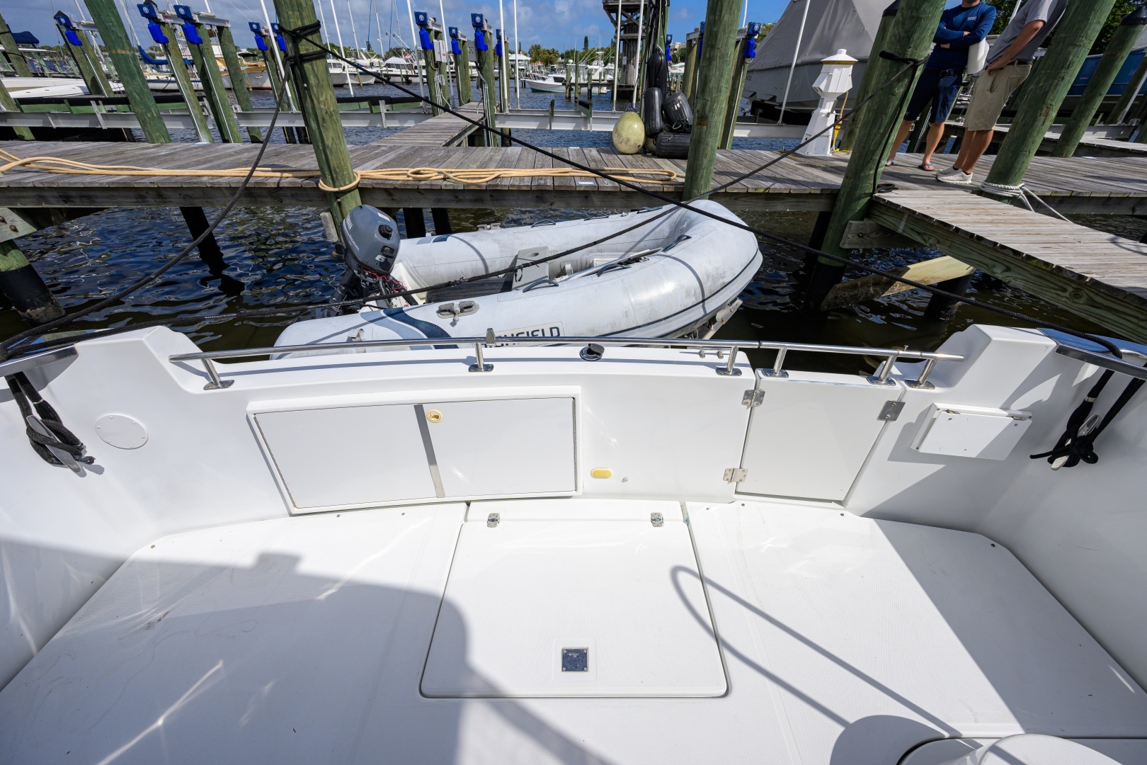 2003 Carver 444 - Image 22