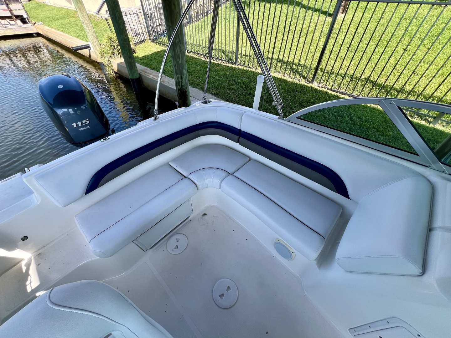 2013 Hurricane SunDeck 187 OB - Image 34