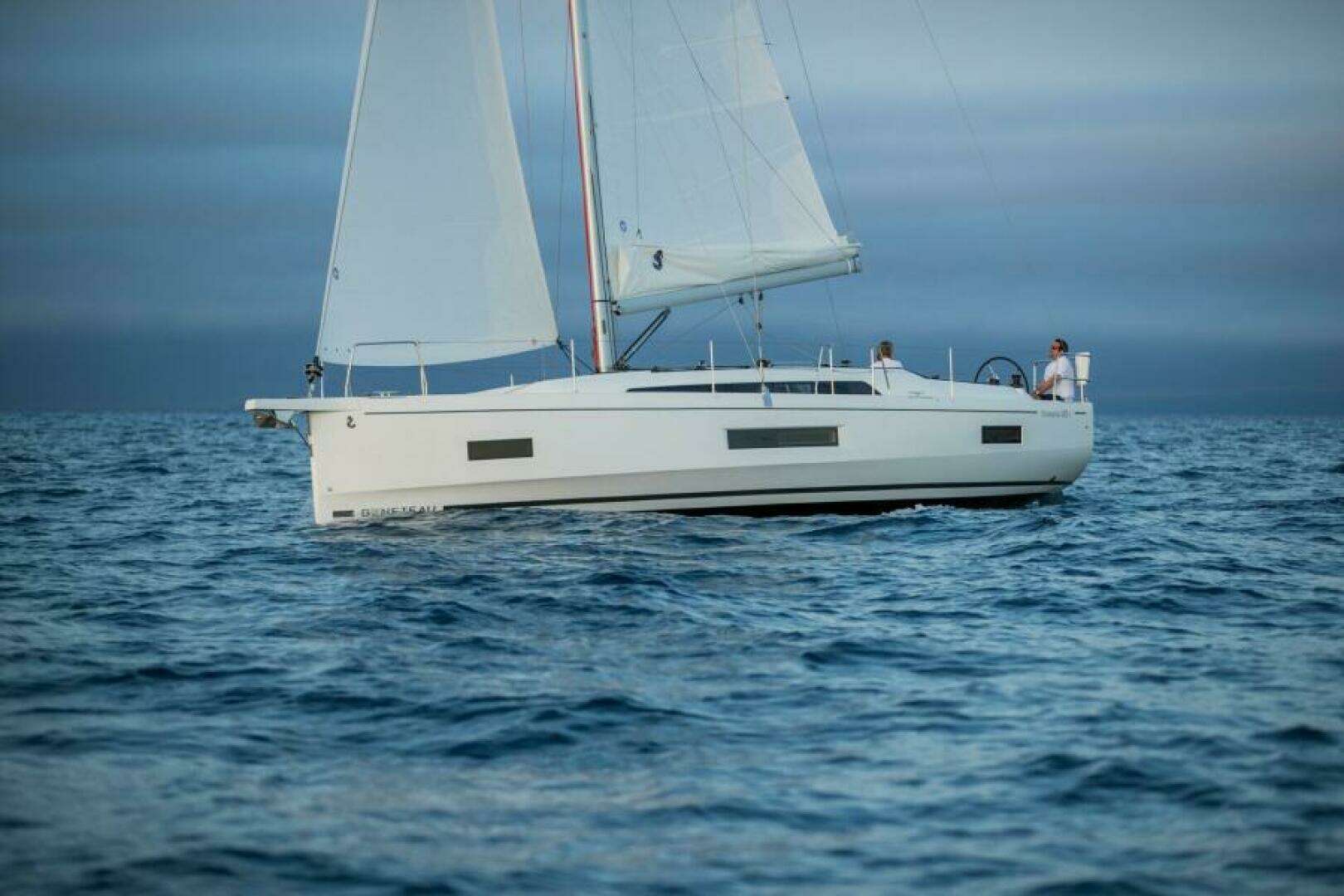 2025 Beneteau Oceanis 40.1 - Image 7