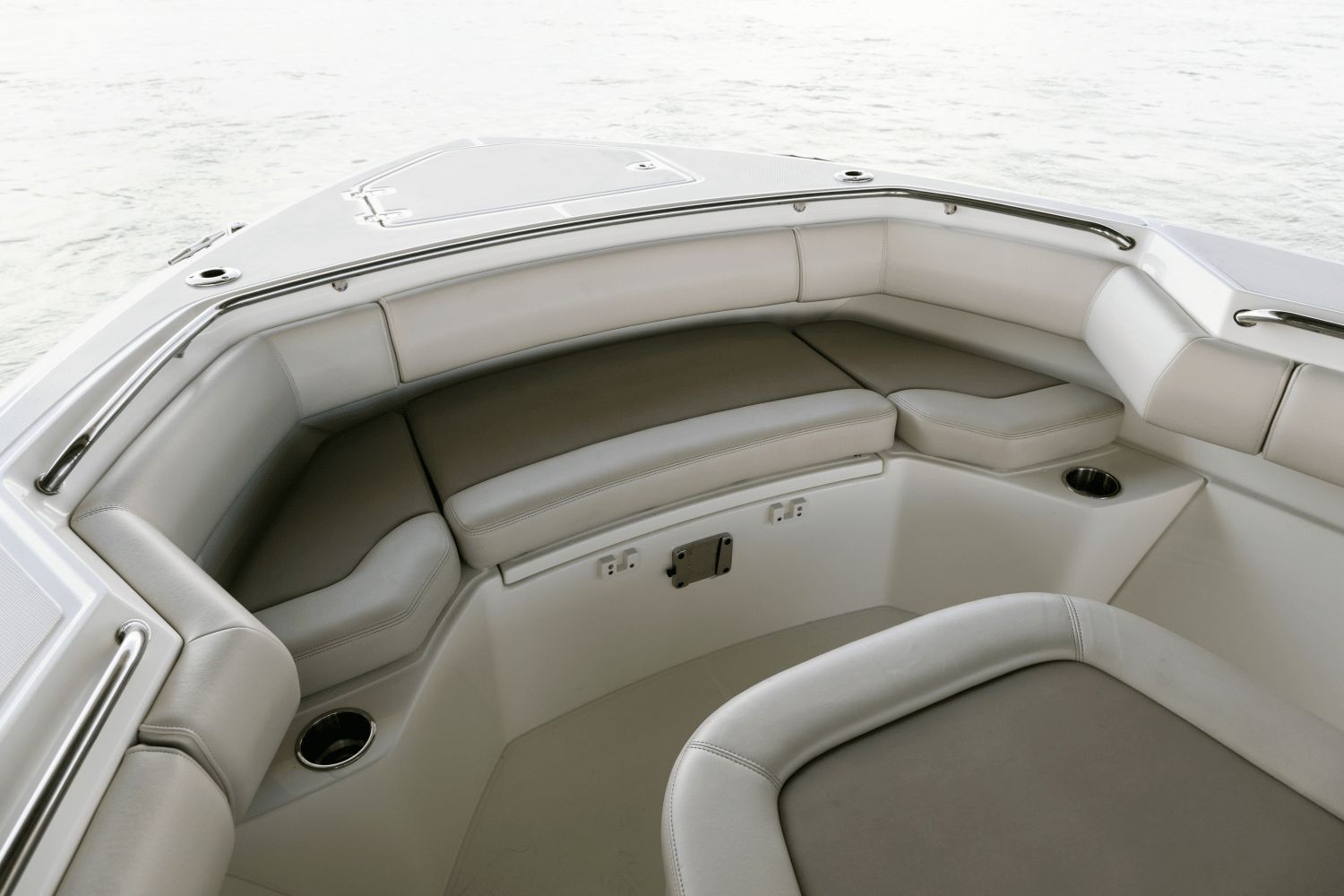 2026 Boston Whaler 280 Outrage - 122