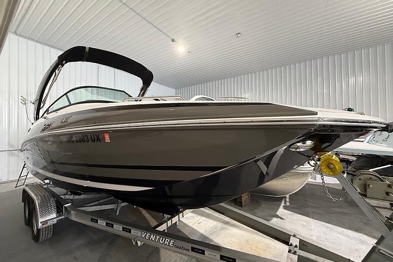 2016 Regal 24 FasDeck RX