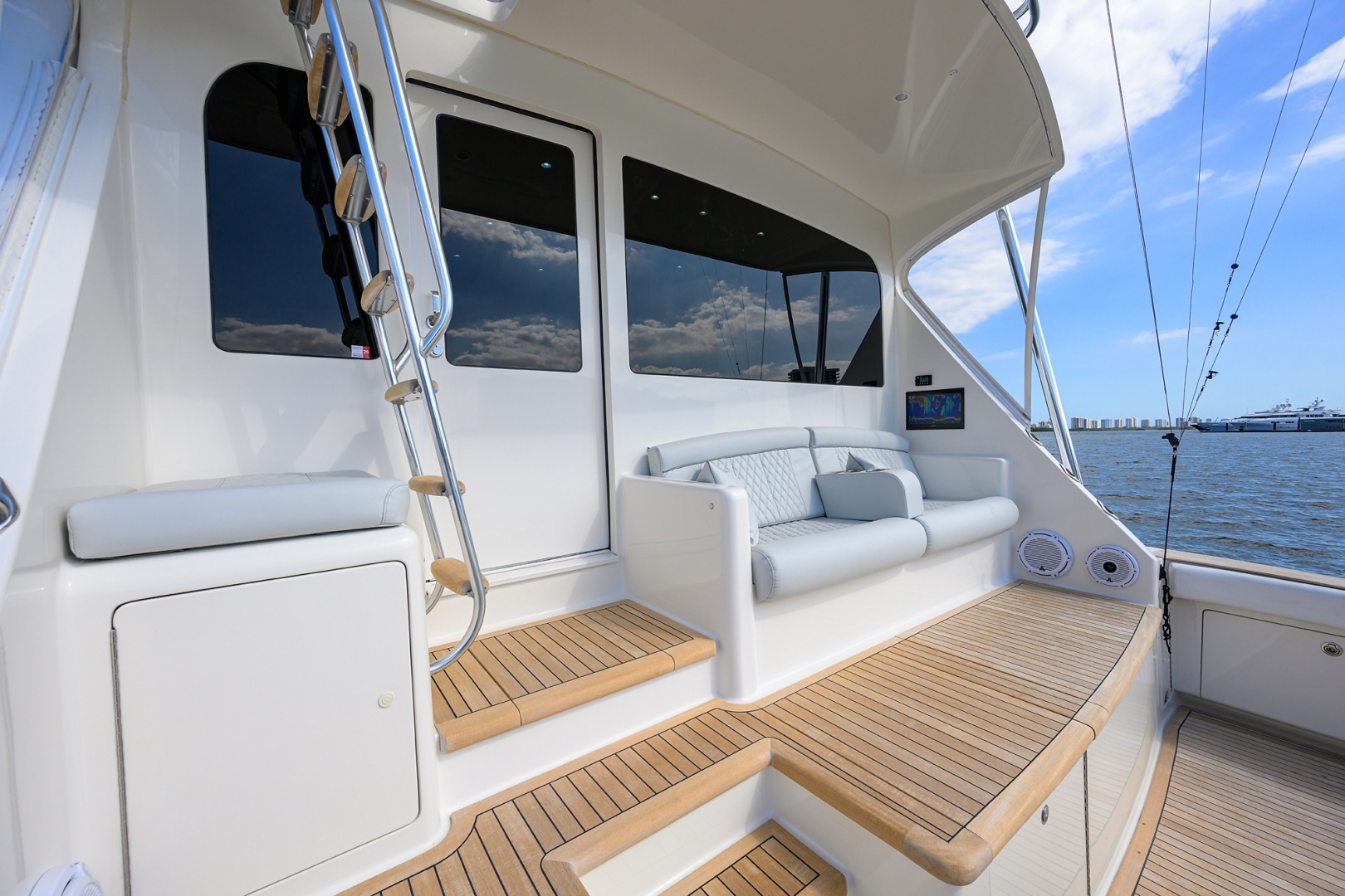 2008 Viking 68 Convertible - Image 31