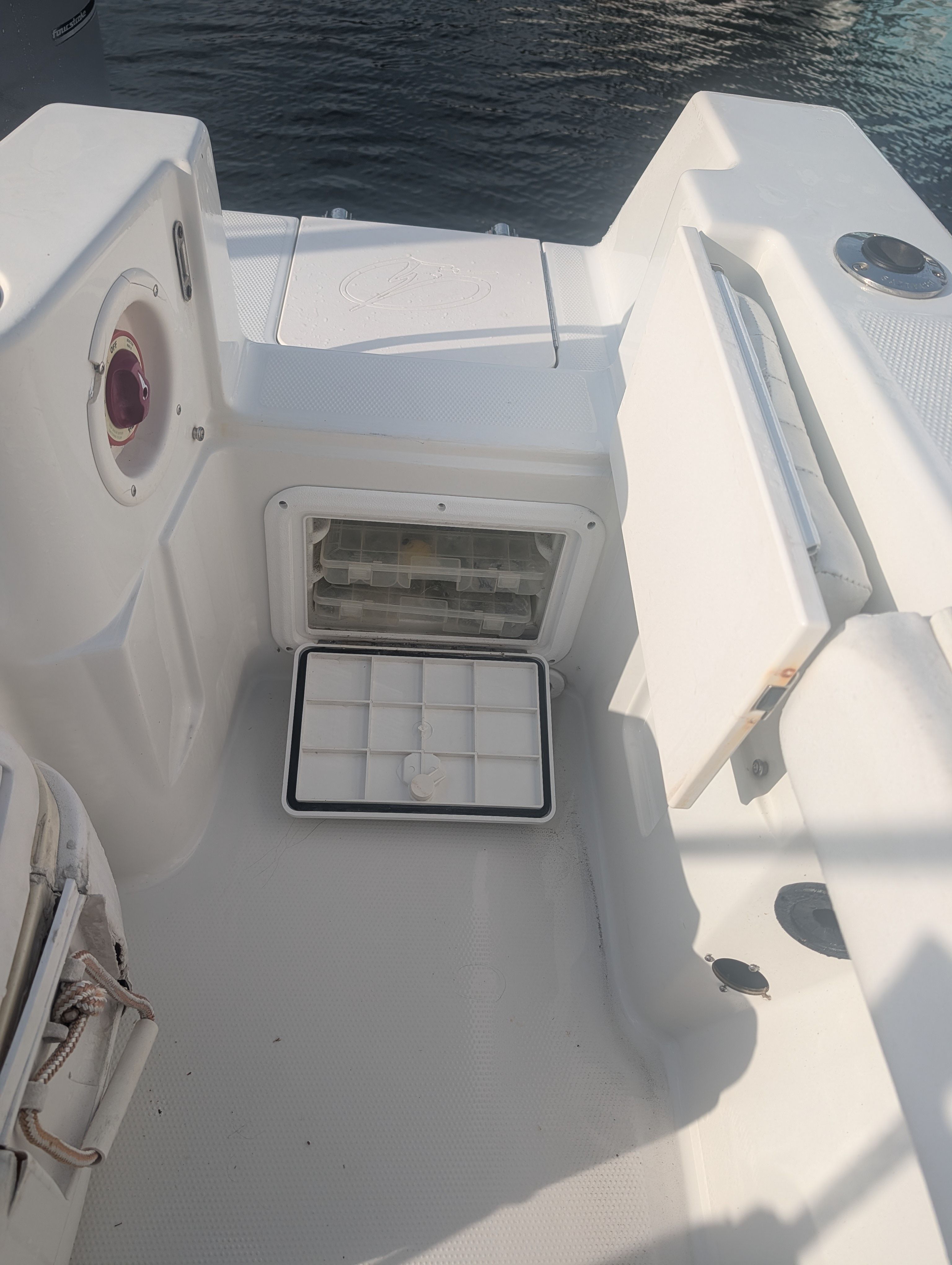 2004 Sailfish 218 CC - 12