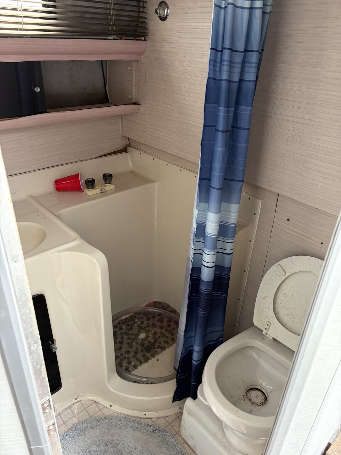 1988 Silverton 34 Express - 5