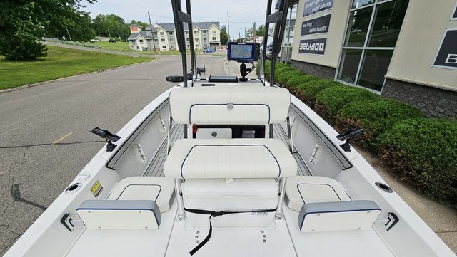 2020 Yamaha Boats 195 FSH Sport - 8