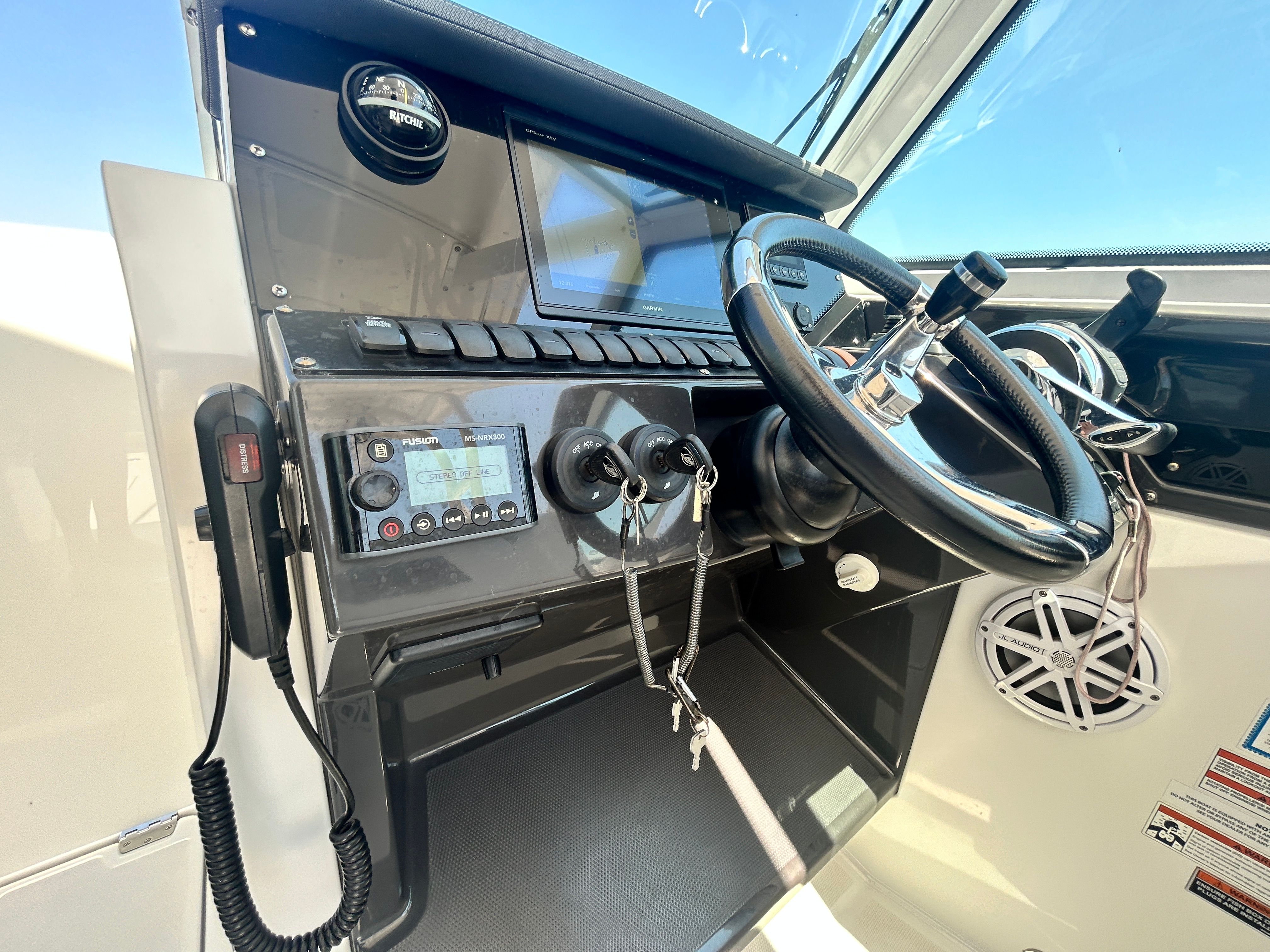 2019 Blackfin 272 DC - 24