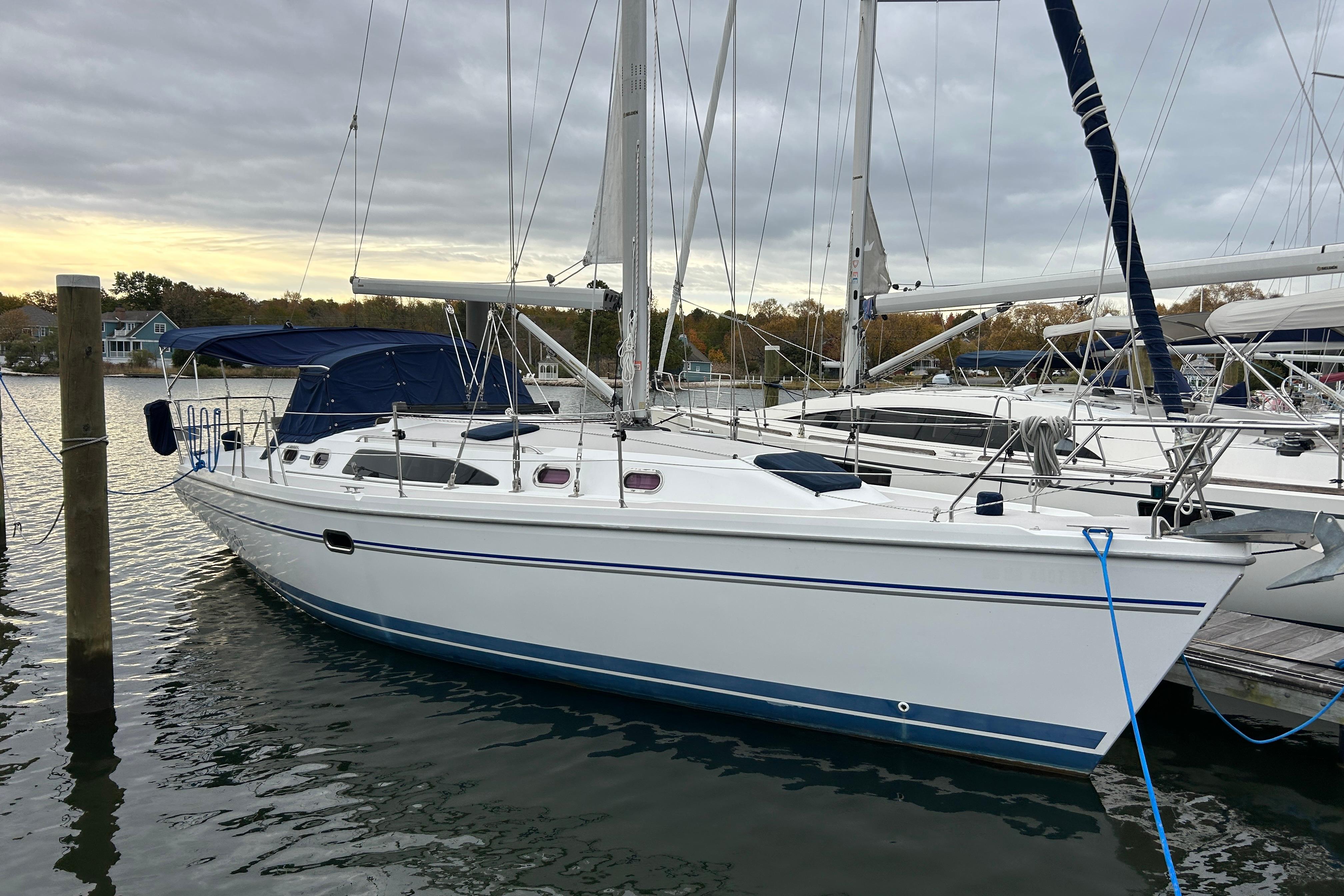 2009 Catalina 375