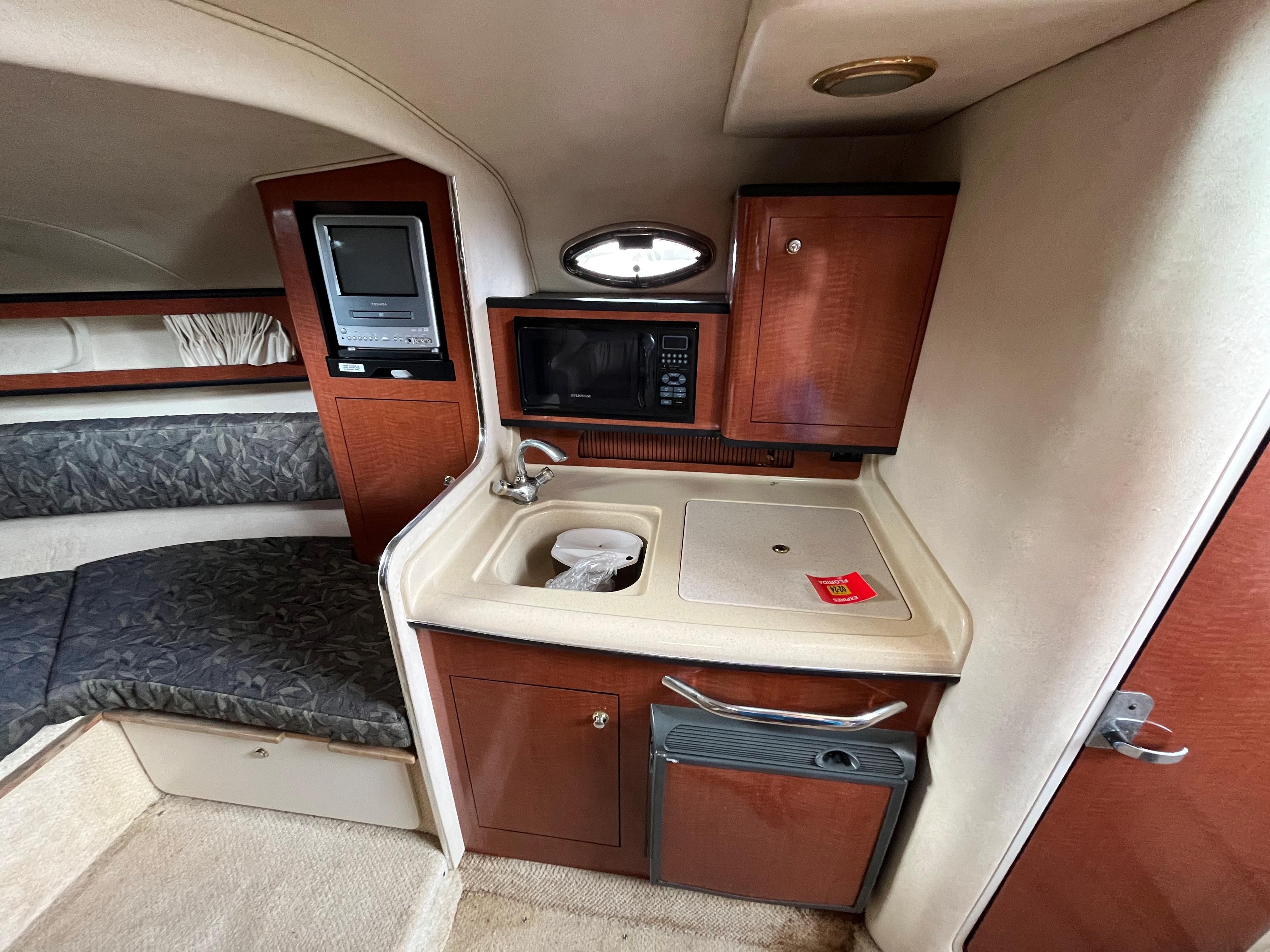 2004 Sea Ray Sundancer 280 - 17