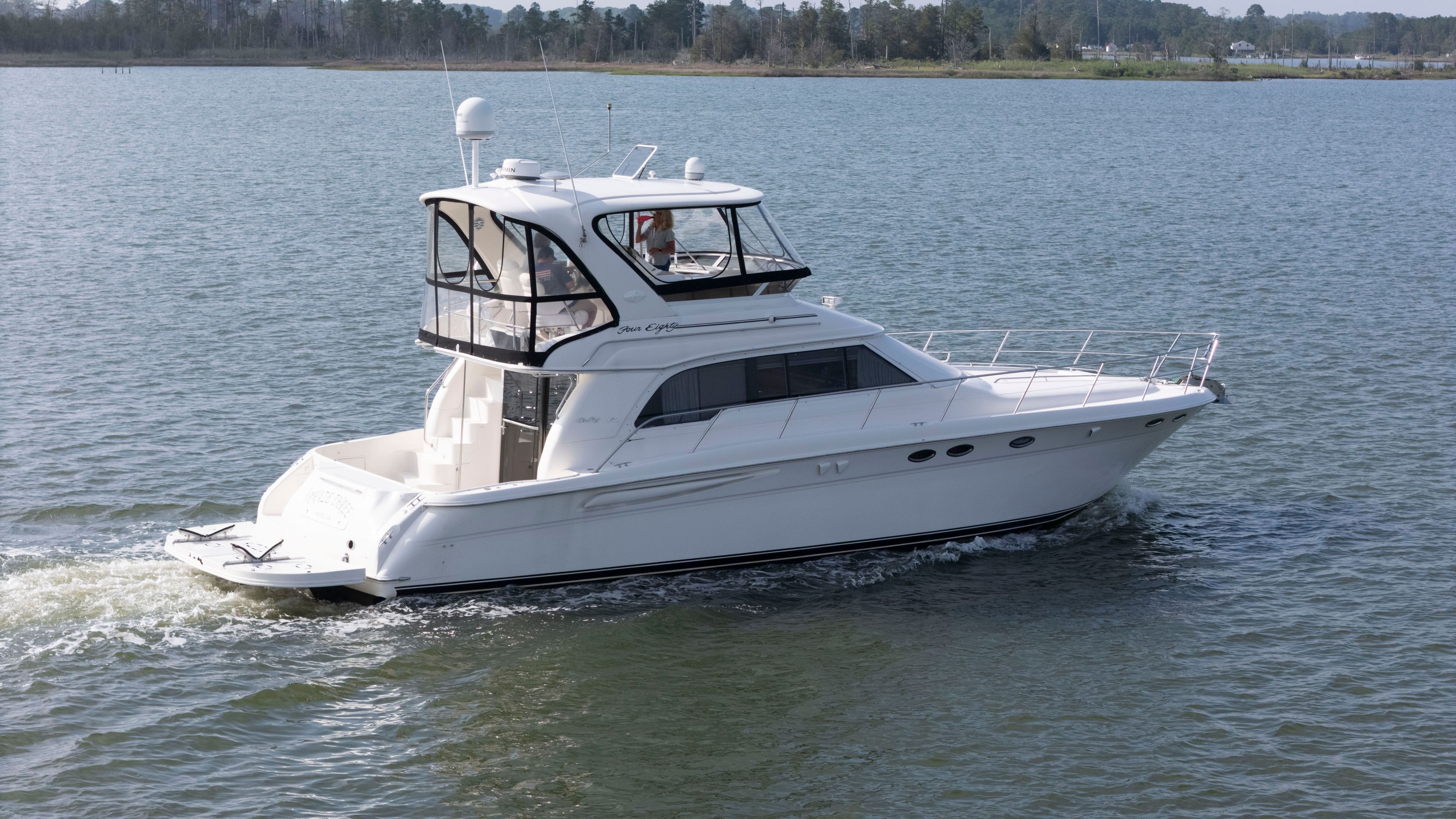2000 Sea Ray 480 Sedan Bridge - 4