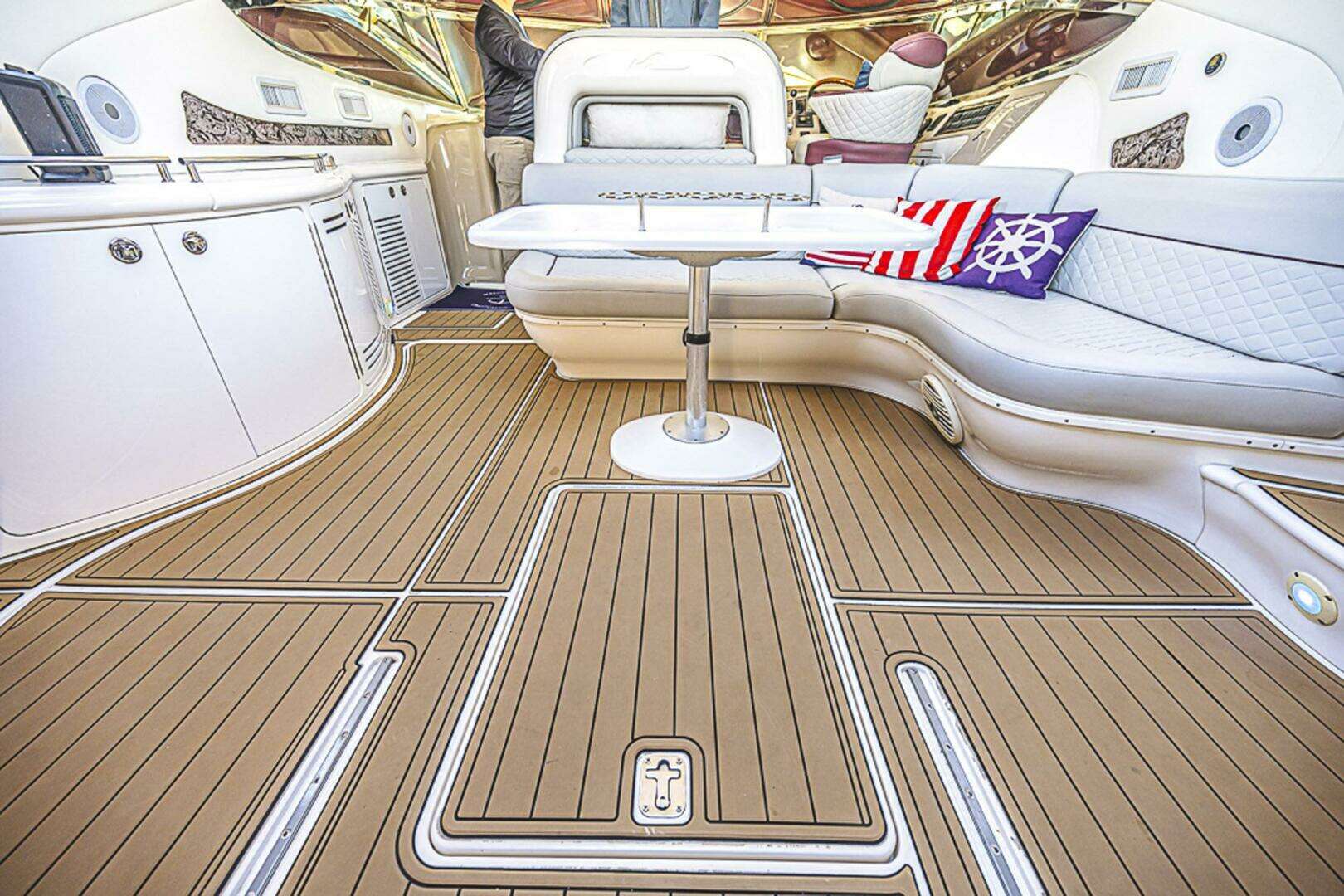 2002 Sea Ray 550 Sundancer - Image 11