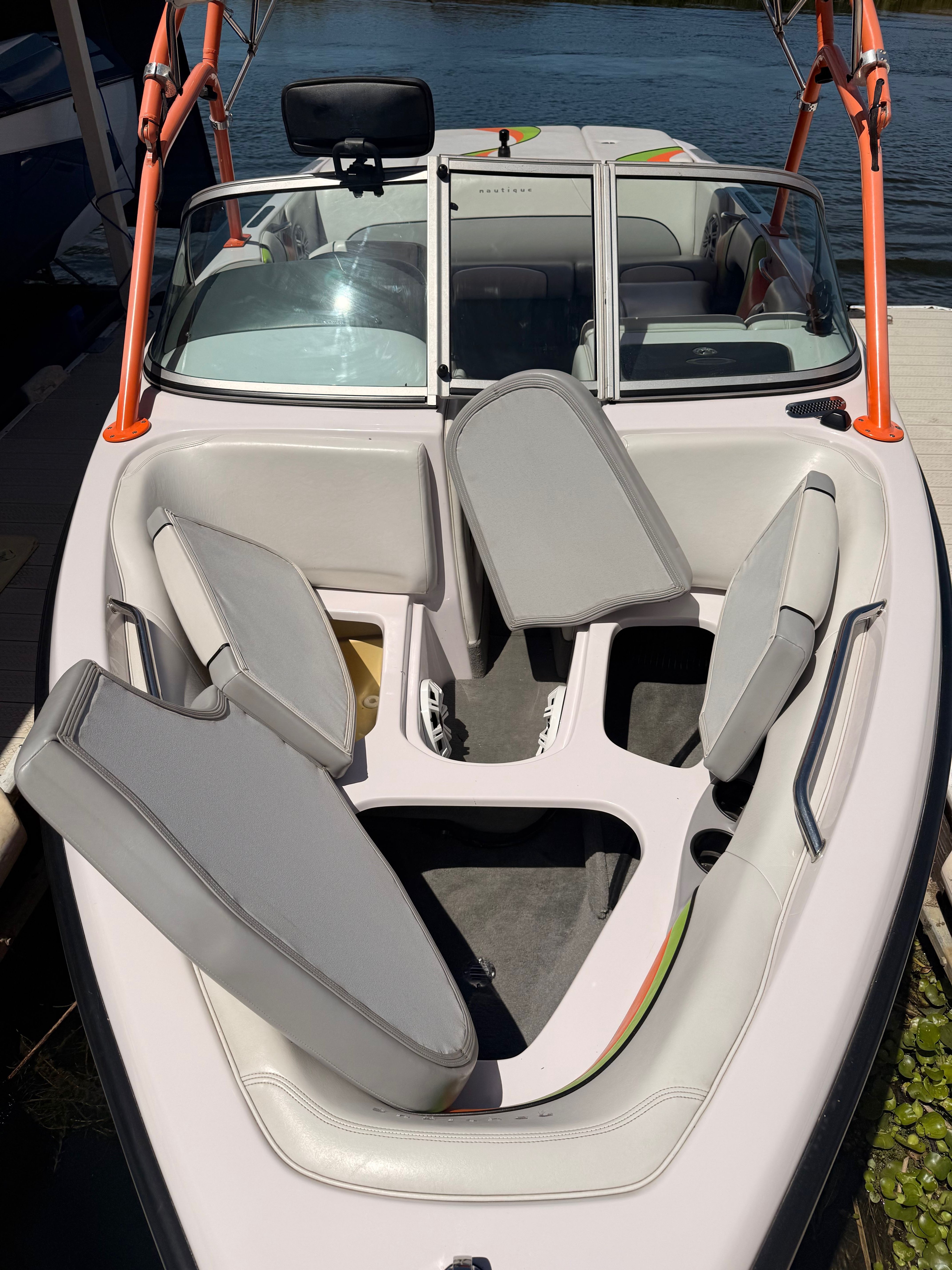 2005 Correct Craft Super Air Nautique 210 Limited - 7