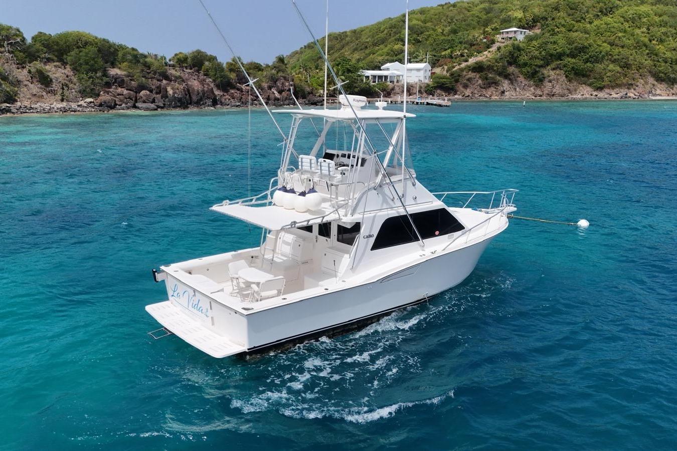 2004 Cabo 35 Flybridge