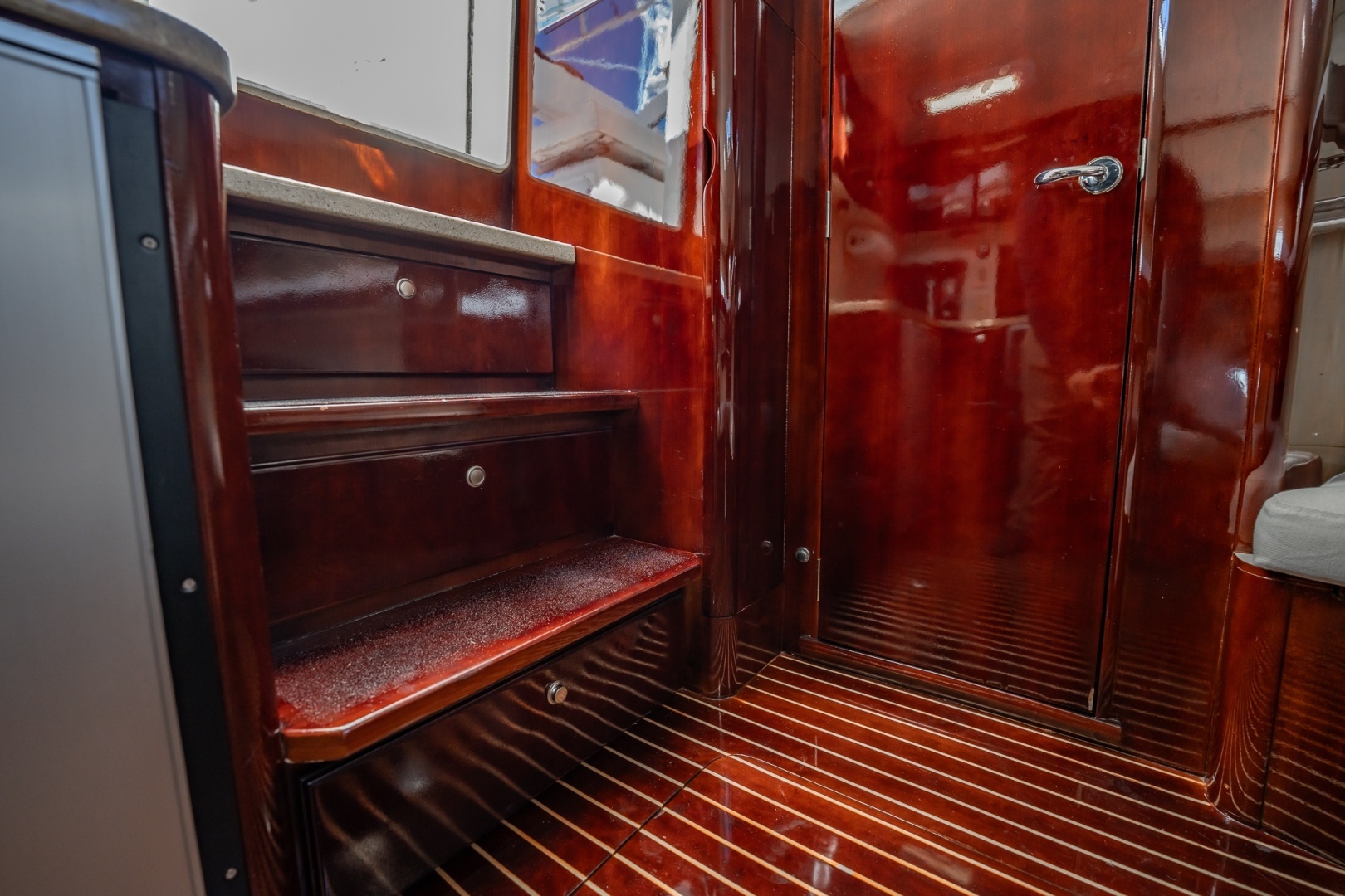 2004 Luhrs 320 Open - Image 36