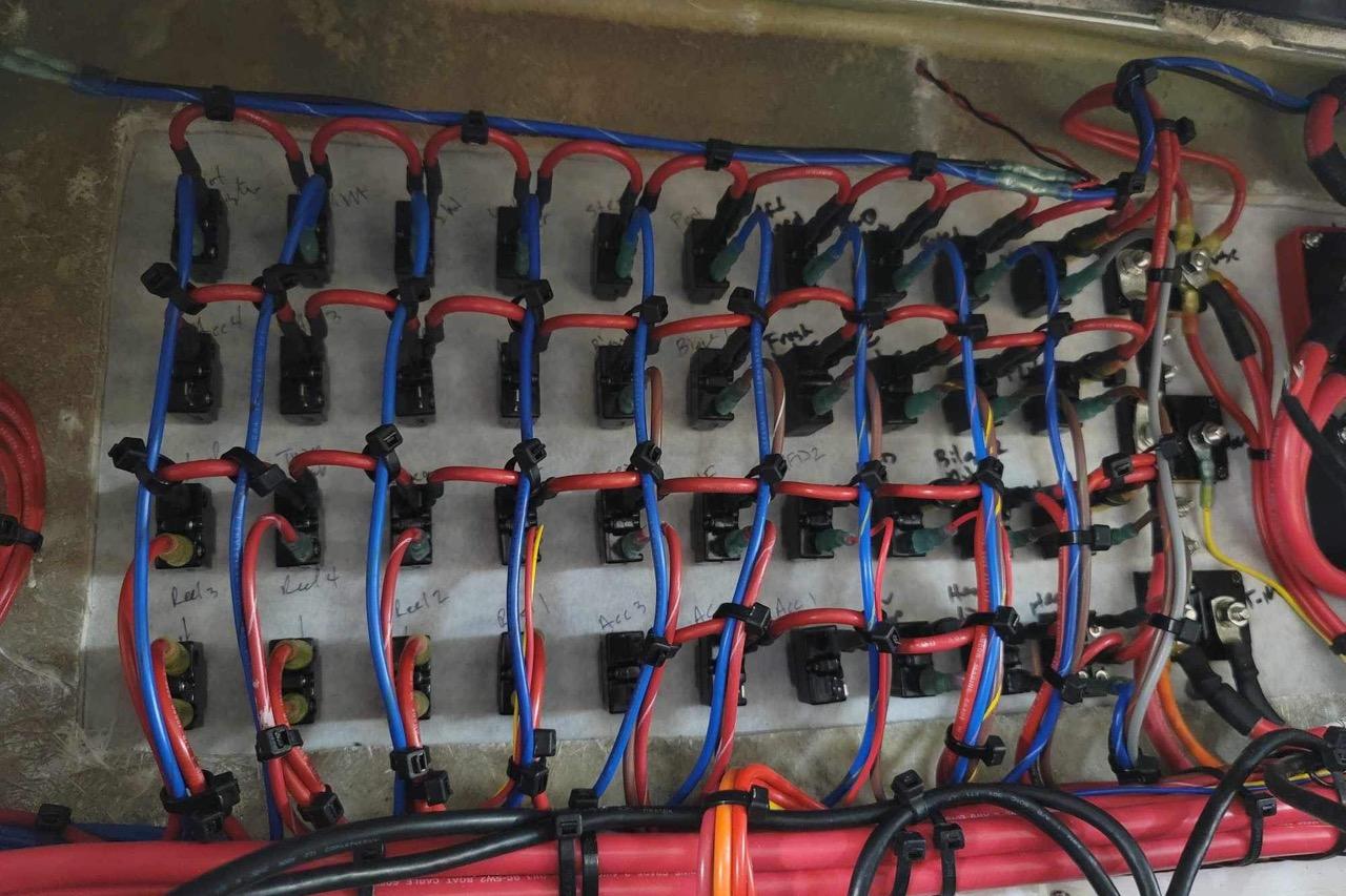 Electrical wiring setup in a 2021 Custom Infusion 34 CC boat.