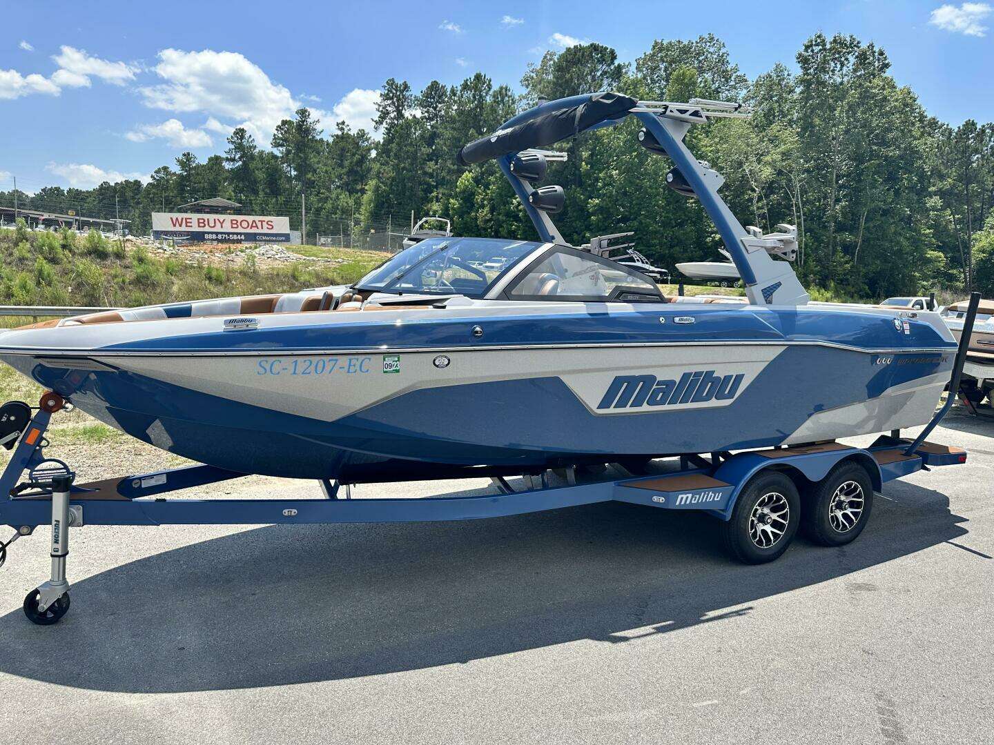 2023 Malibu Wakesetter LSV - Image 14