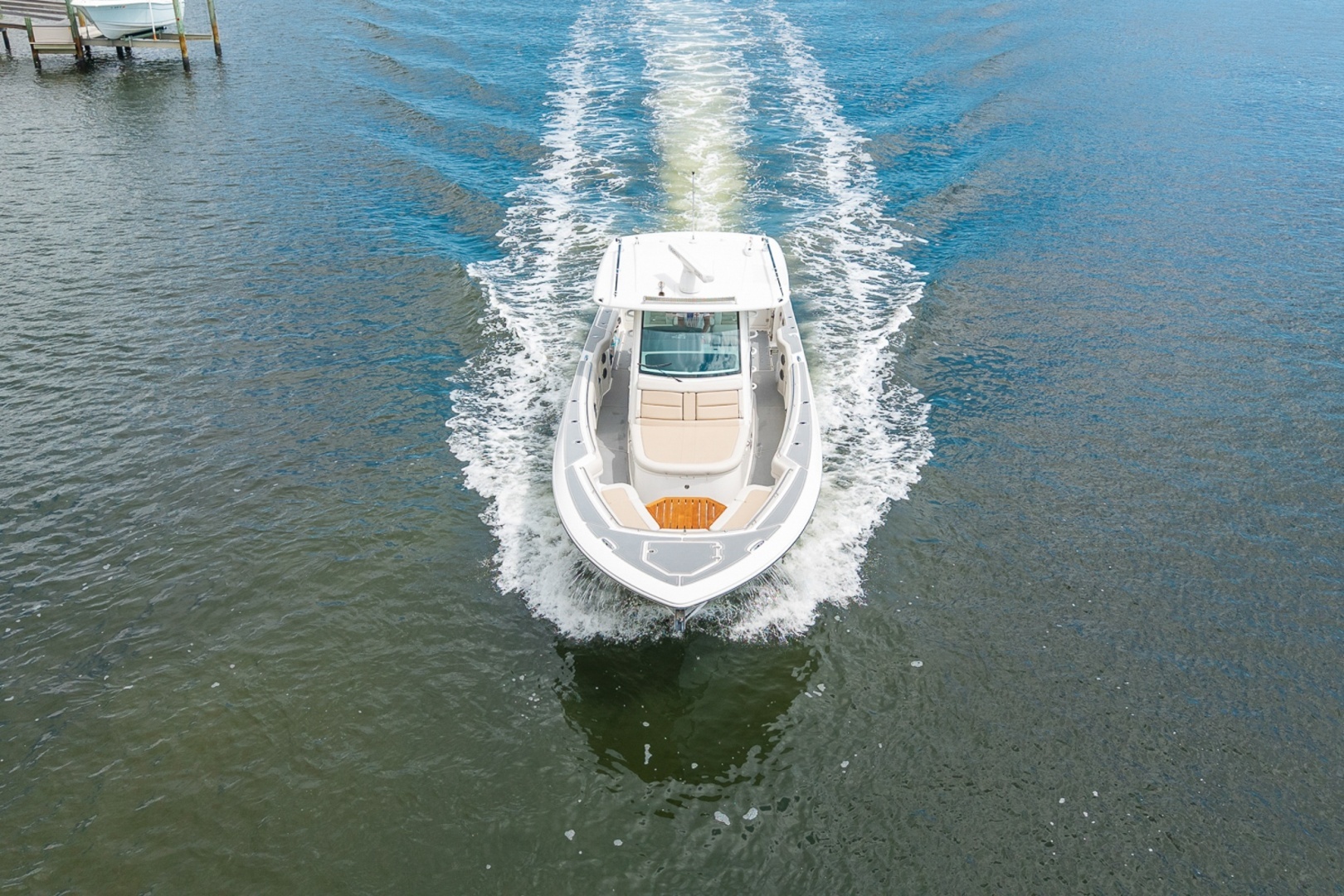 2018 Boston Whaler 380 Outrage - Image 40