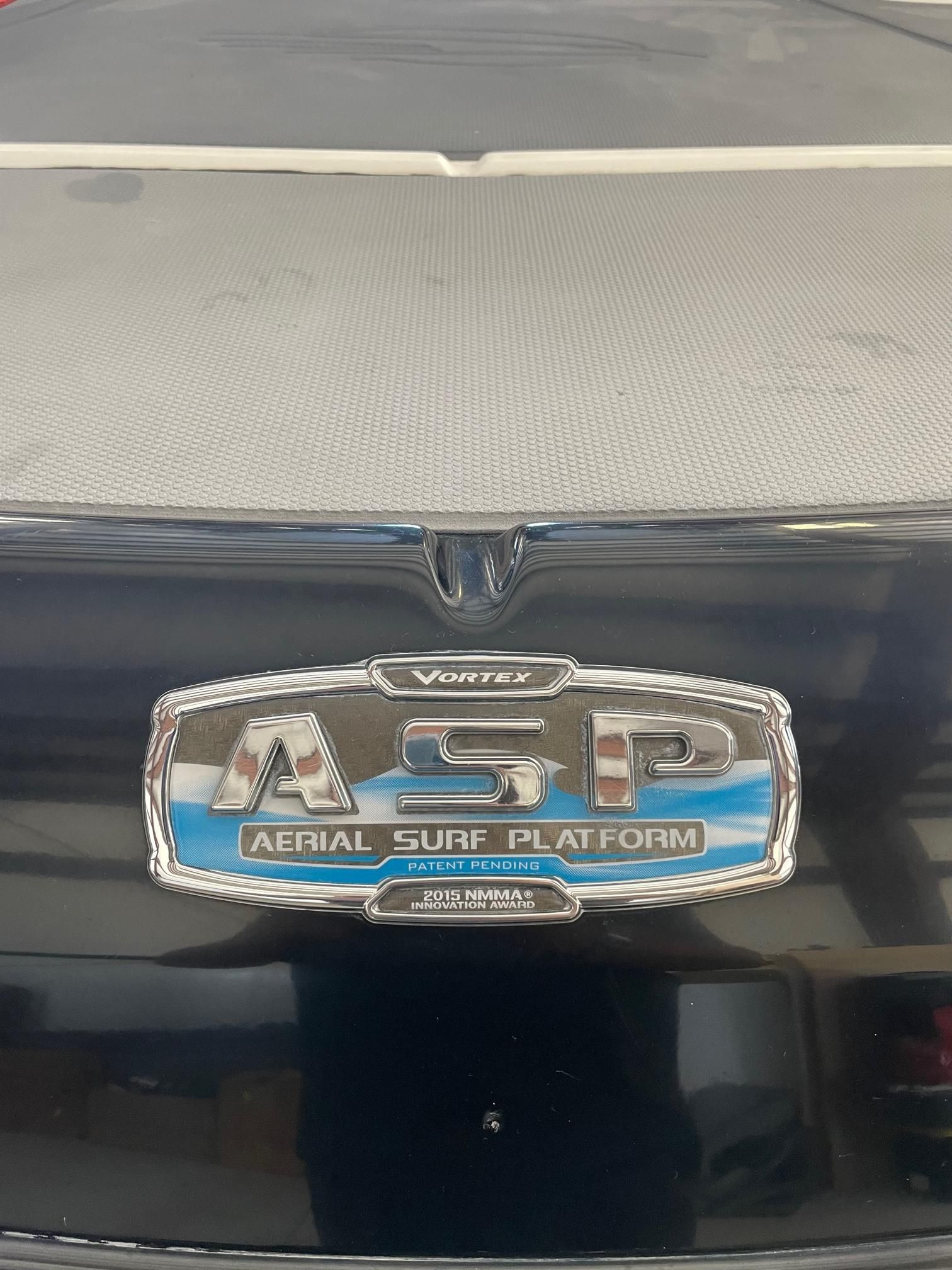 2019 Chaparral VRX2430 - 21