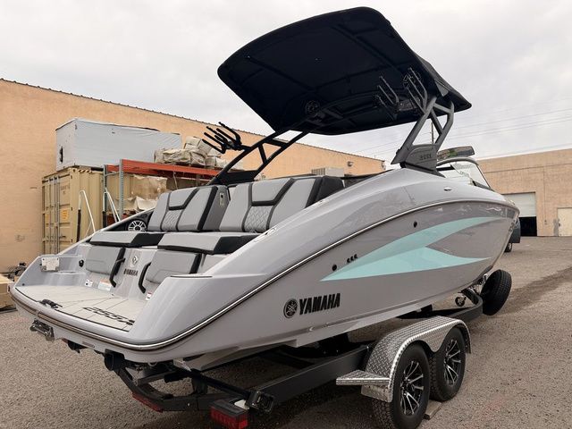 2026 Yamaha Boats 255XD - 5