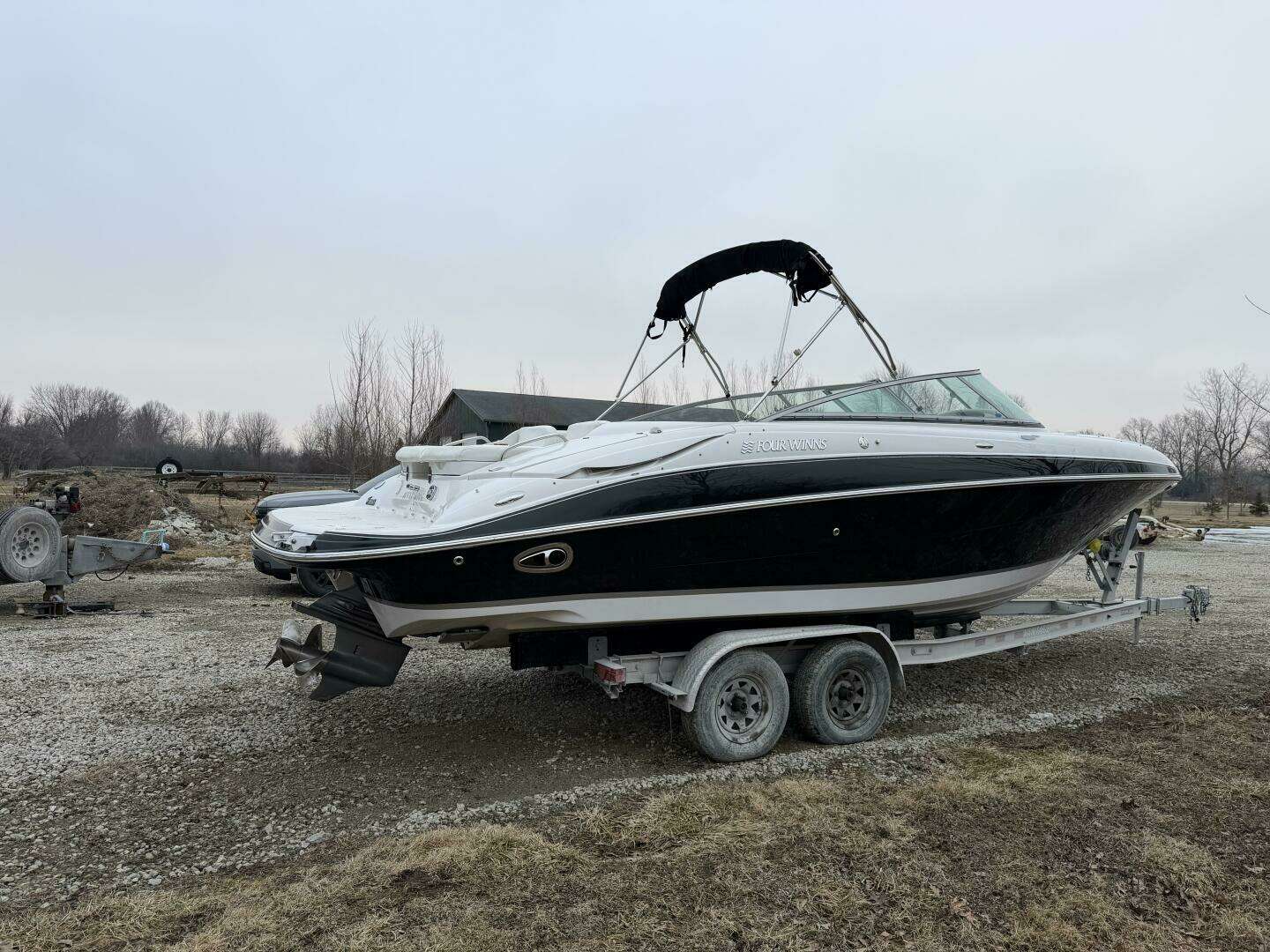 2005 Four Winns 250 Horizon - Image 5