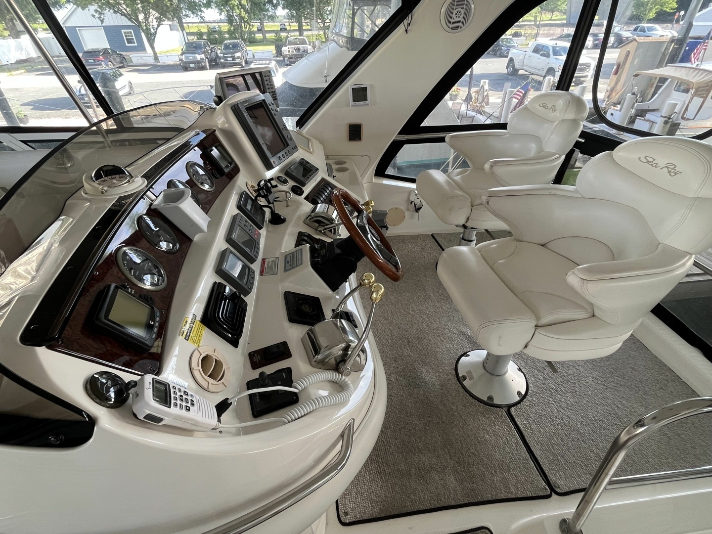 2003 Sea Ray 480 Sedan Bridge - Image 15