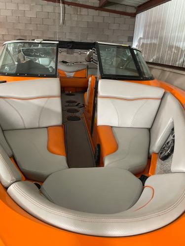 2017 MasterCraft XT23 - 20