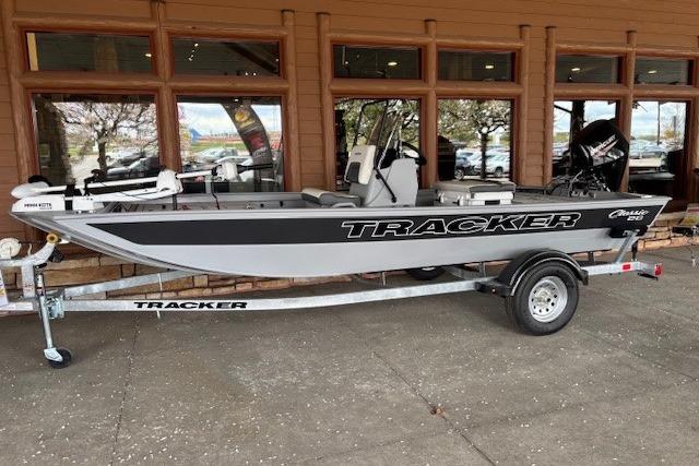 2026 Tracker Bass Tracker Classic CC