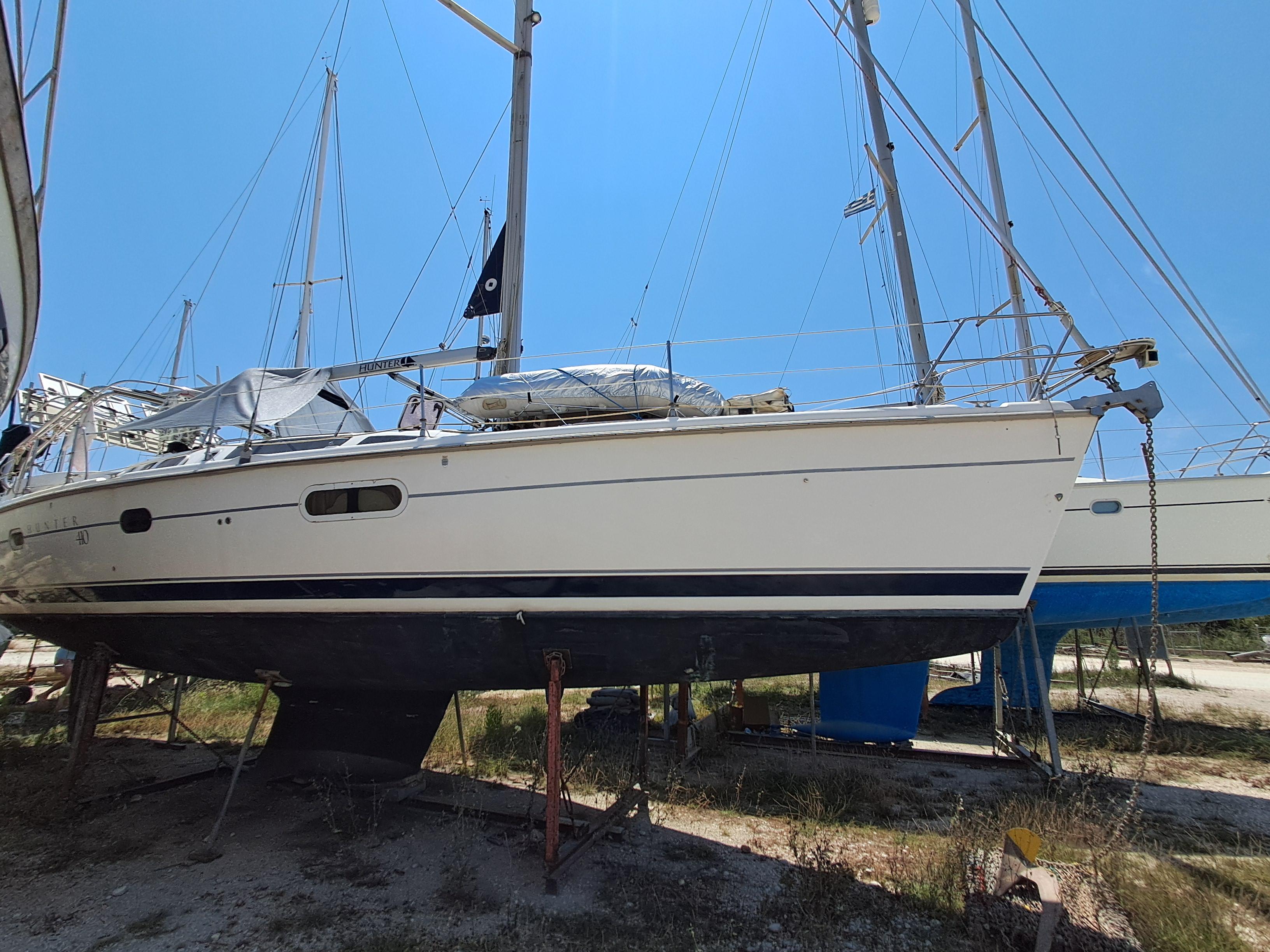 2000 Hunter 410
